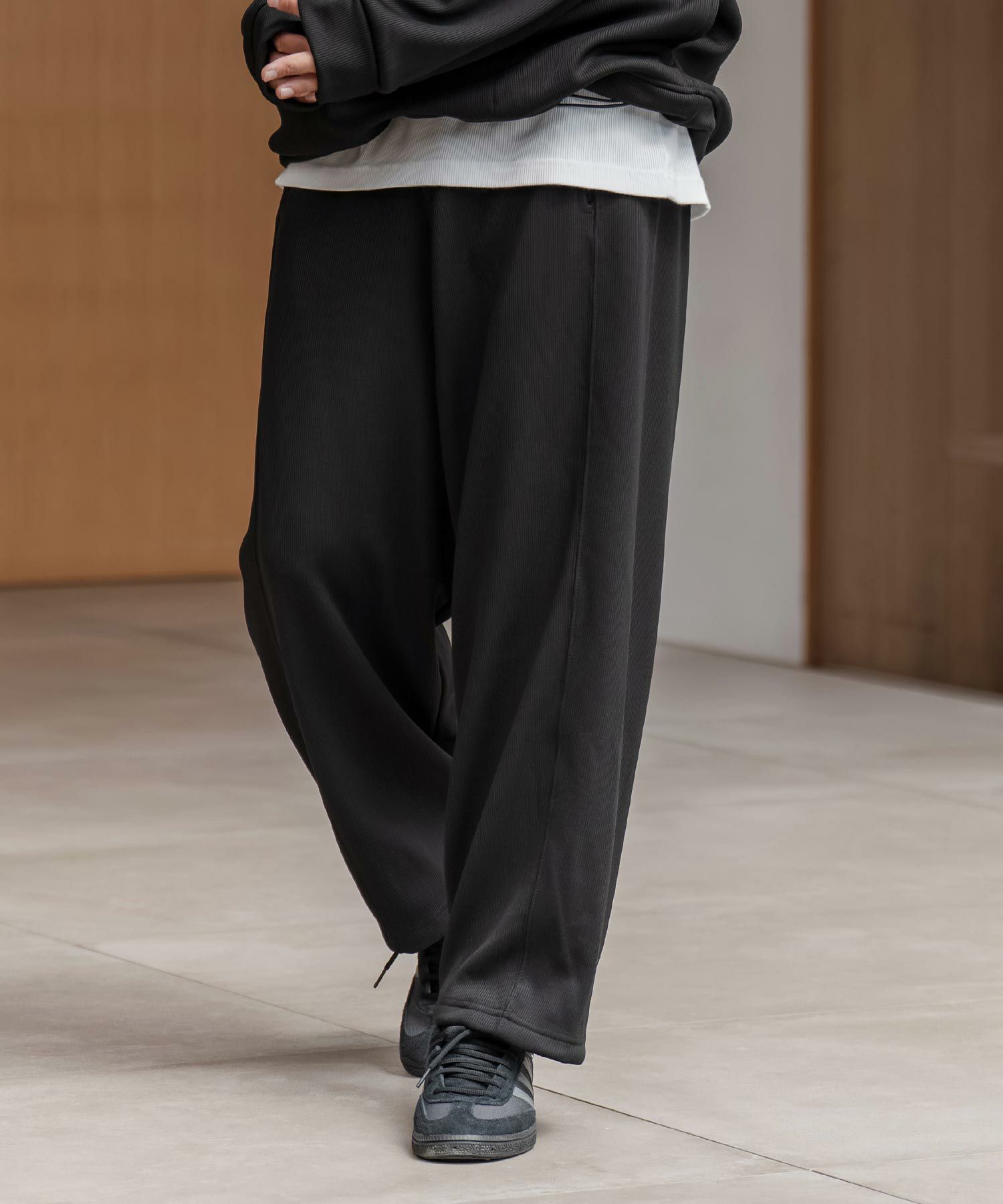 ドビー裏起毛ワイドパンツ / ブラック【131044】