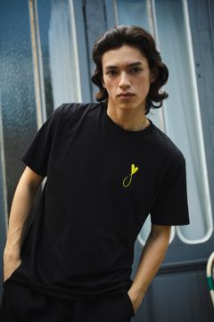Tシャツ / Tiphanie / BLACK x YELLOW