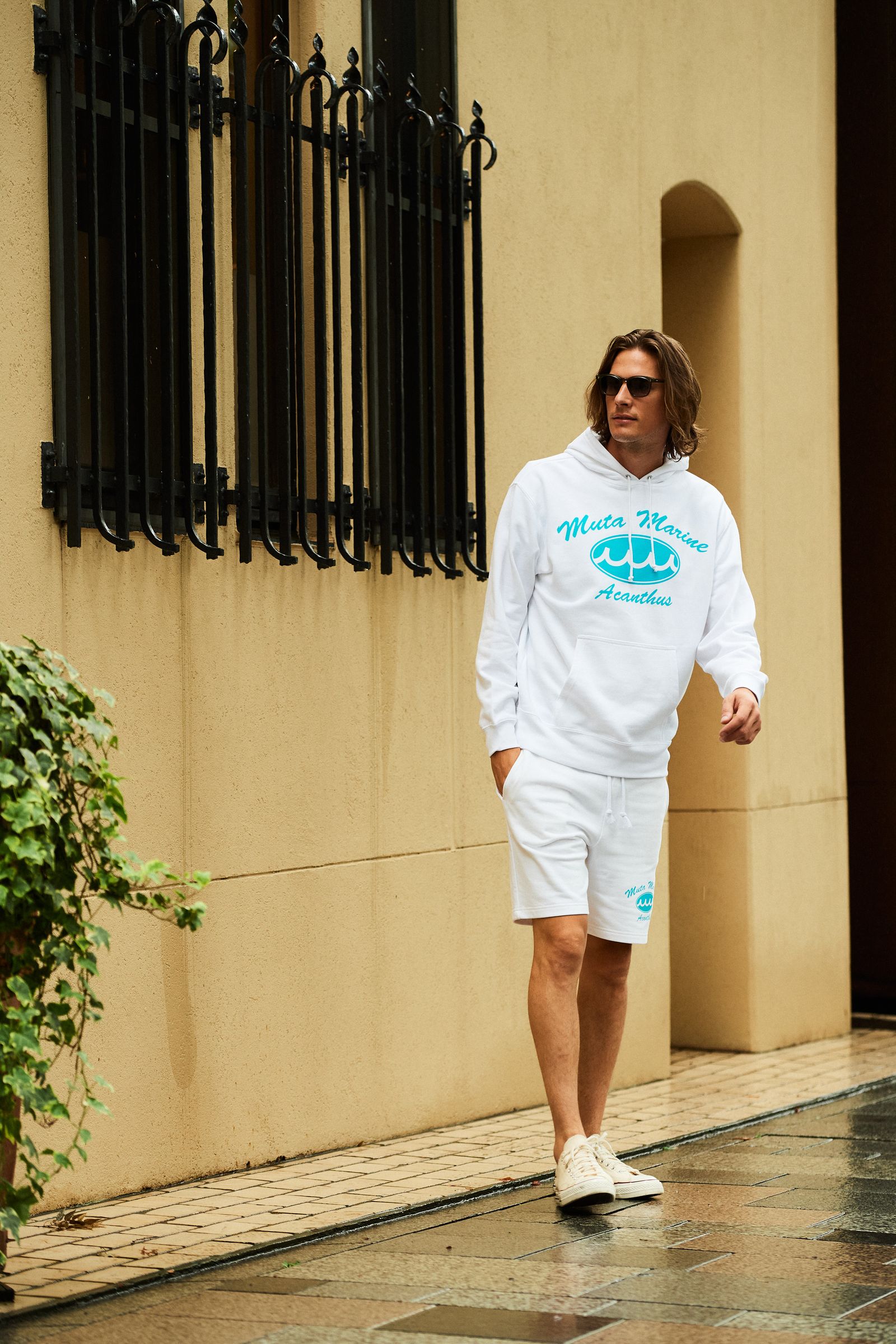 ACANTHUS x muta MARINE / muta Script Logo Hooded Sweatshirts / プルオーバーパーカー / WHITE / MA2409