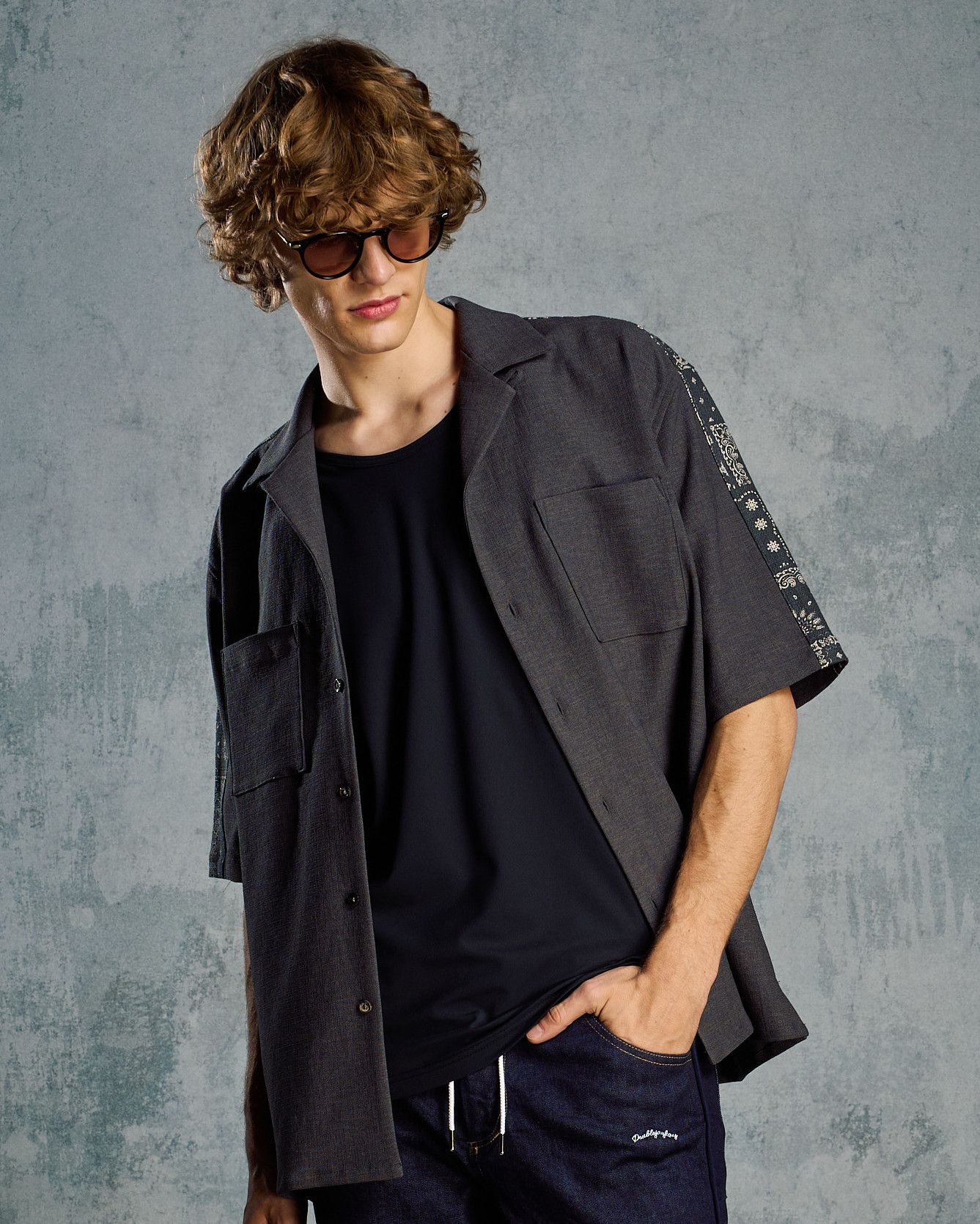 ☆先行予約☆ バンダナプリントパネルオープンカラーシャツ /  bandana print panel open shirt / CHARCOAL[4401 pe48i]