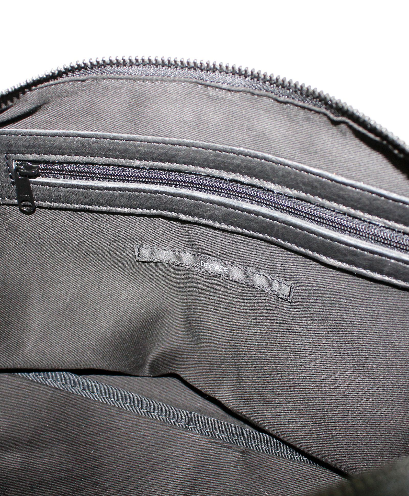 オイルドカウレザー・ミニショルダーバッグ / ブラック / Oiled Cow Leather Mini Shoulder Bag / B - Black【DCD-01346】