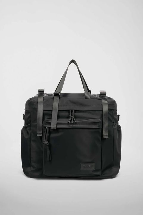 リュック バックパック ハンド ショルダー バッグ 2WAY / イースト+ウェスト リサイクルナイロン 防水 / Lサイズ / ブラック [ZAEWRL001 NERO]