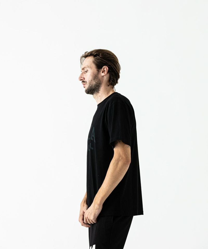 ACANTHUS x muta MARINE / Rainbow Stencil Logo Tee / Tシャツ / BLACK