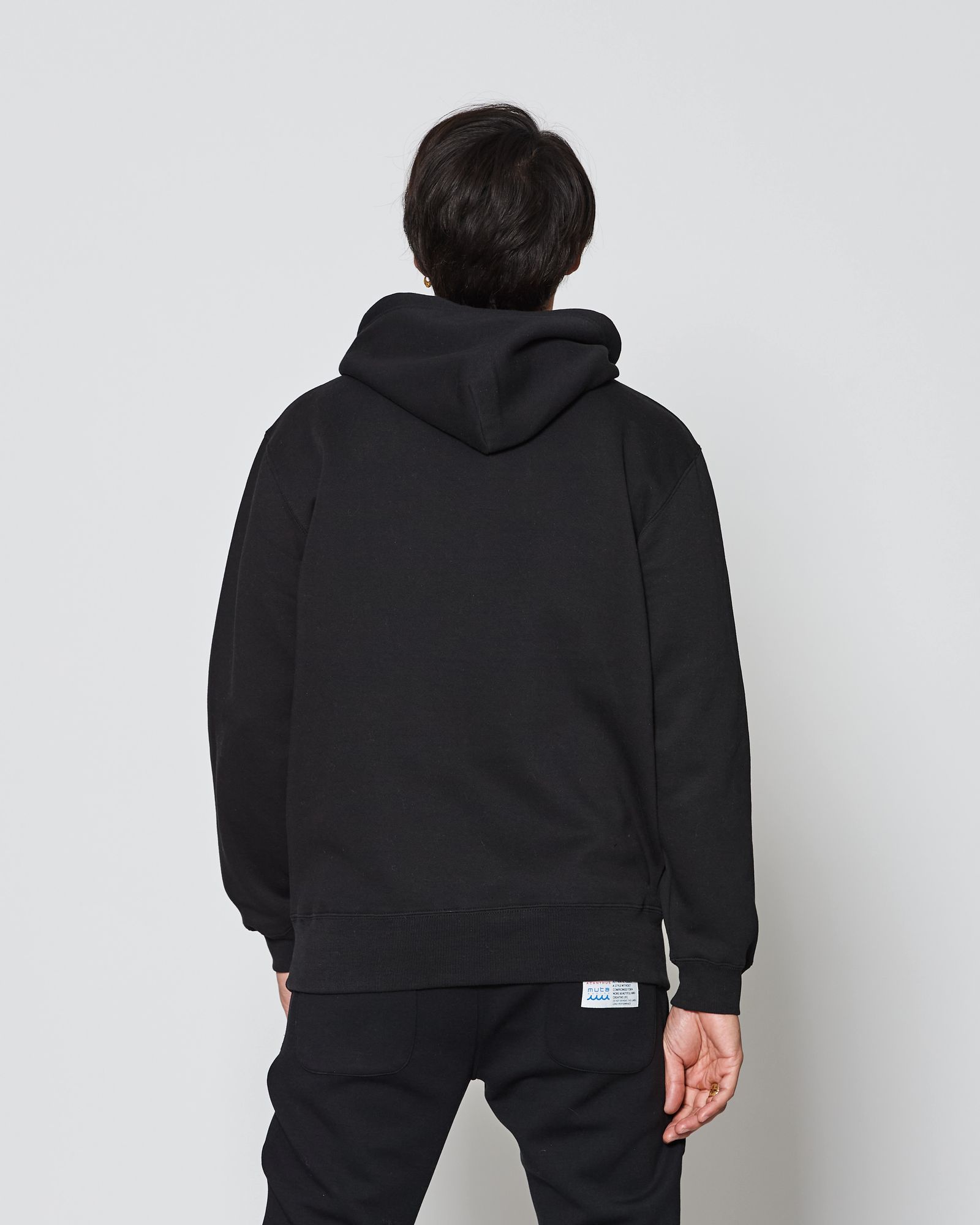 ACANTHUS × muta MARINE / muta Big Embroidered Patch Hooded Sweatshirts / パーカー / BLACK 【MA2536】