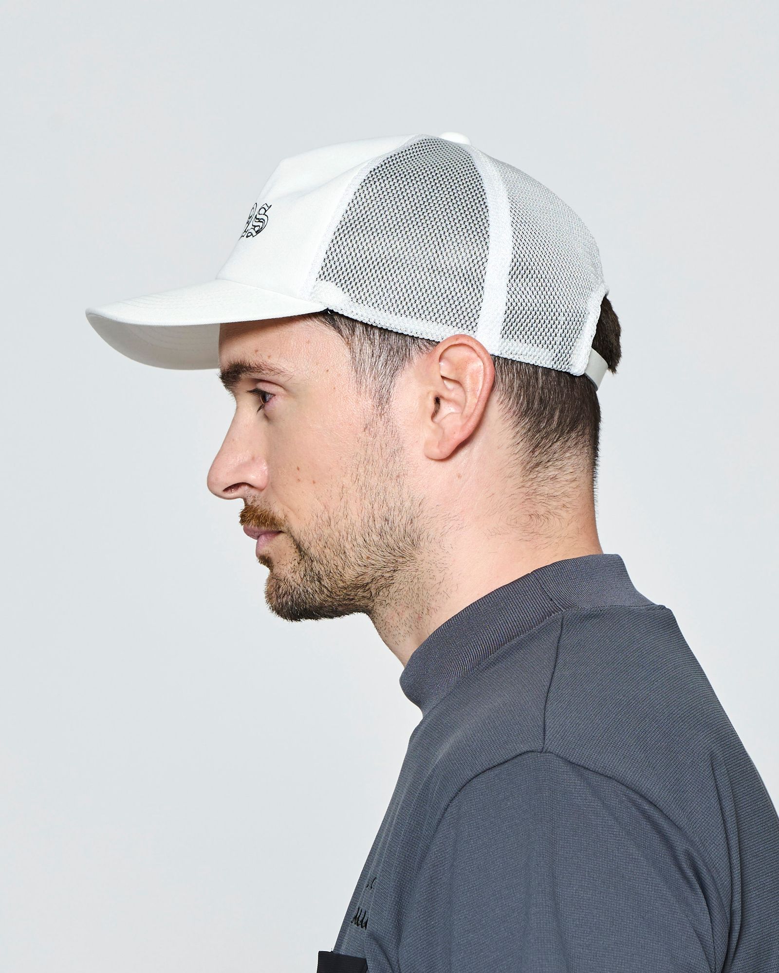 ☆先行予約☆  オールドイングリッシュロゴ キャップ /  Old English Logo Cap / WHITE 【CP2701】