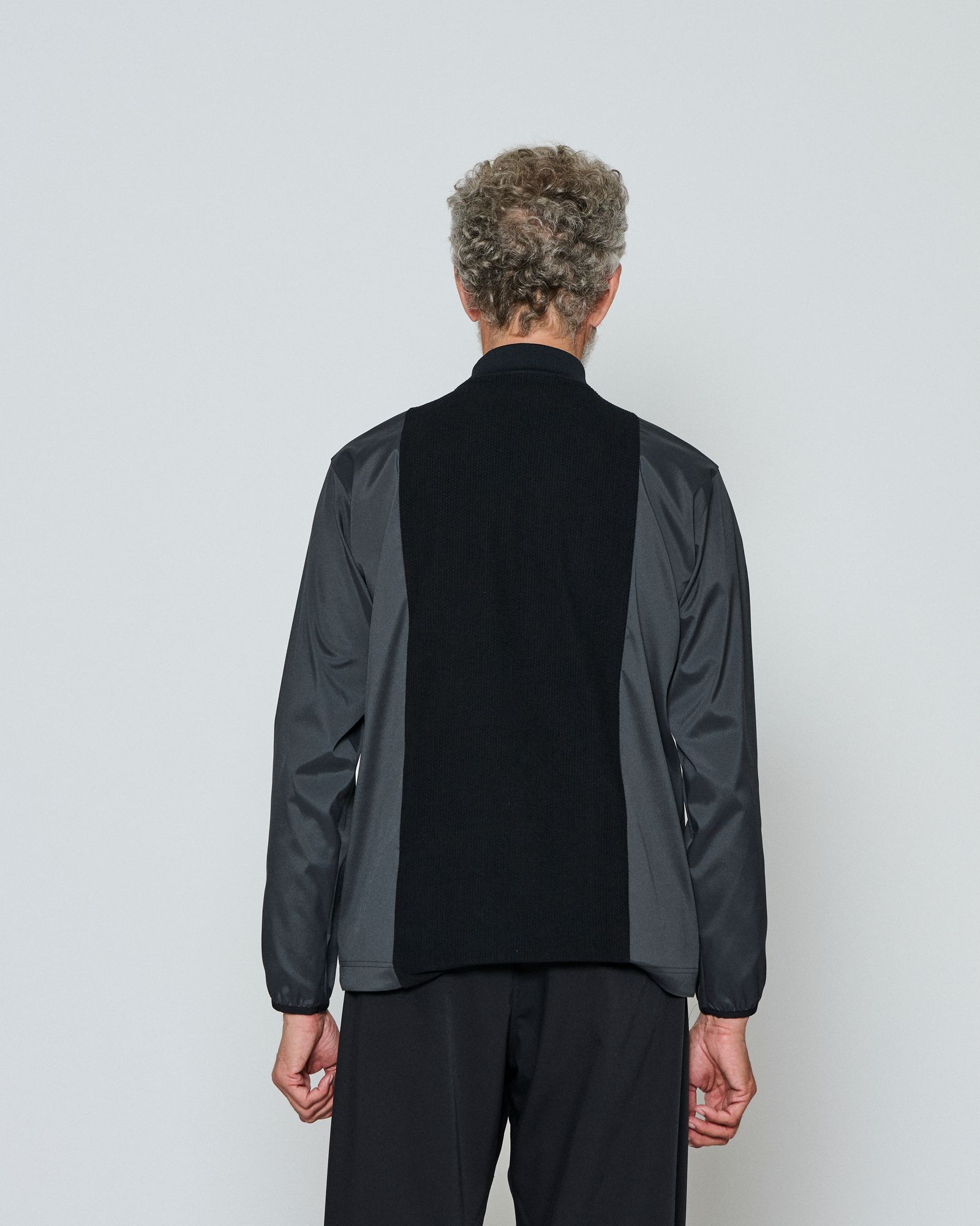 ☆先行予約☆  モックネックL/Sトップ / Split Mockneck L/S Top / BLACK(BODY) CHARCOAL(ARM)【CT2609】