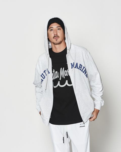 muta MARINE × ACANTHUS  / アーチロゴ スウェットジップフーディー / パーカー / Arc Logo Zip Up Hooded Sweatshirt / ASH GREY【MA2610】