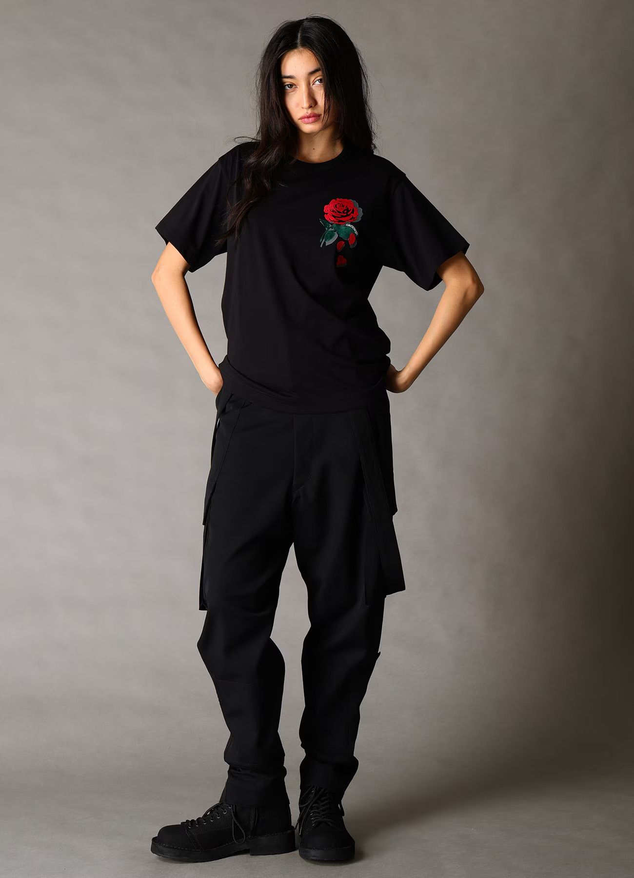 ROSE T-SHIRT / BLACK [GQ-T02-071-1]