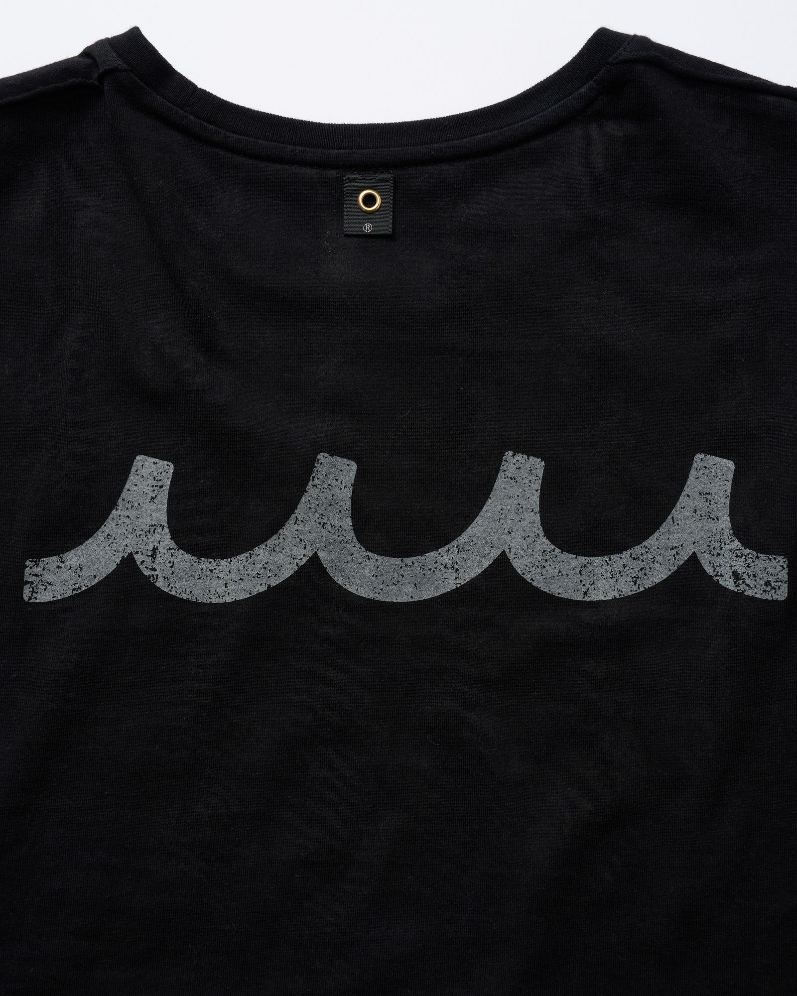 ☆先行予約☆ muta × wjk  / カットオフ モックネックロングスリーブカットソー / cut-off mock-neck L/S(printed) / DEEP BLACK [709 mw03j]