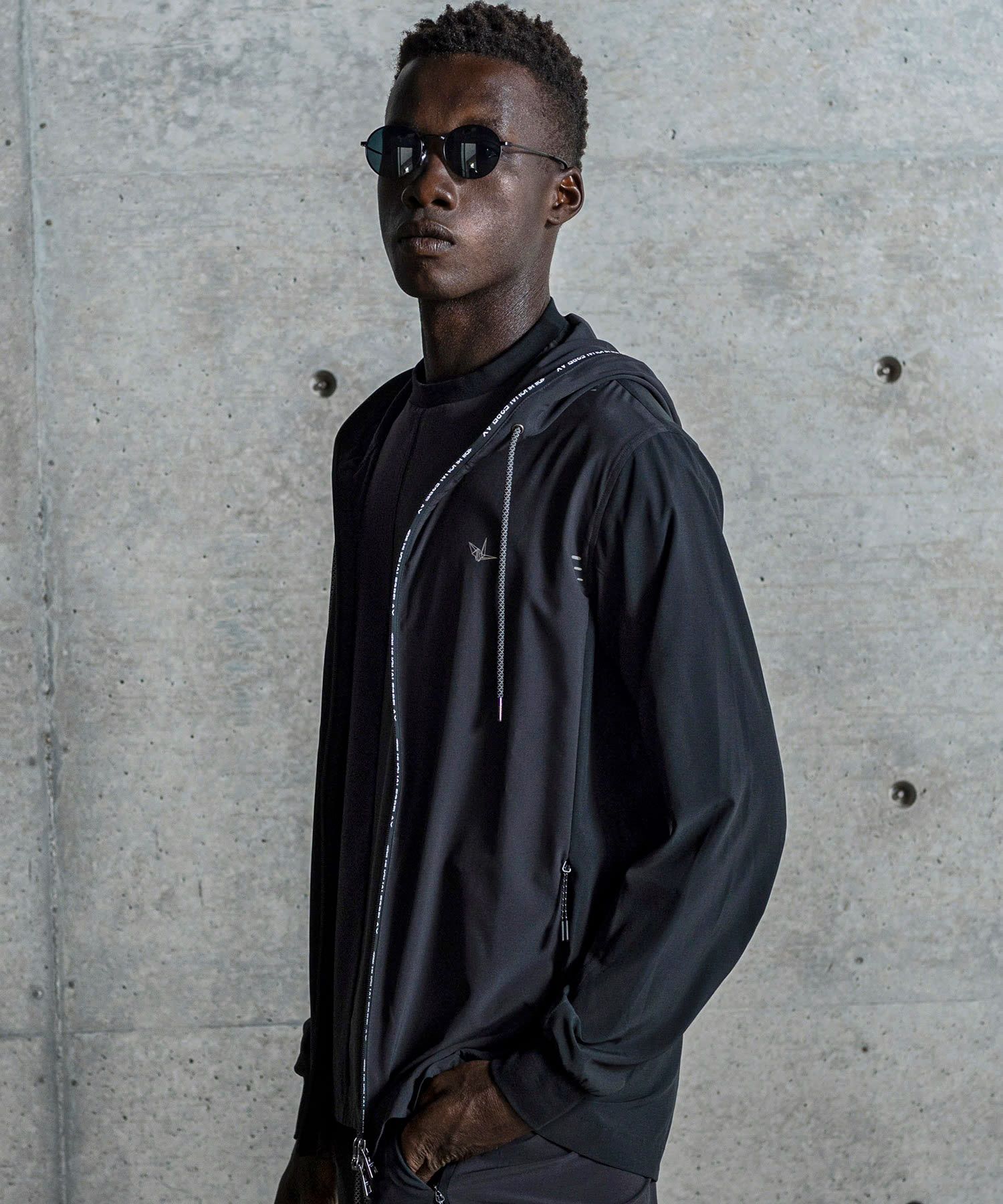 バイカラーランニングパーカー / ブラック【USO-26034】