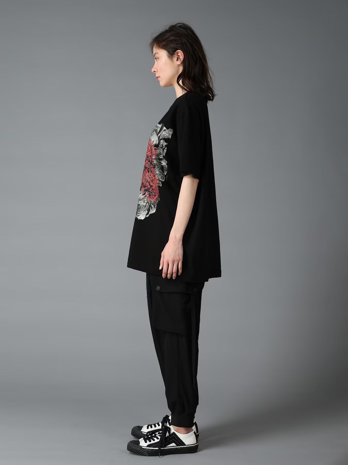 JERSEY RED DAHLIA T-SHIRT / BLACK  [GW-T79-070-2]
