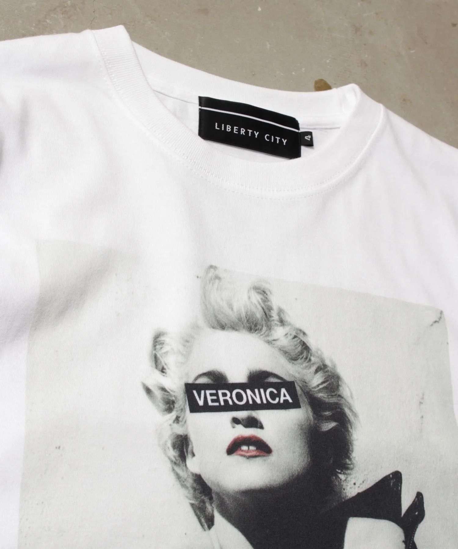 [I AM TOUGH] Tシャツ / WHITE [251027MD]