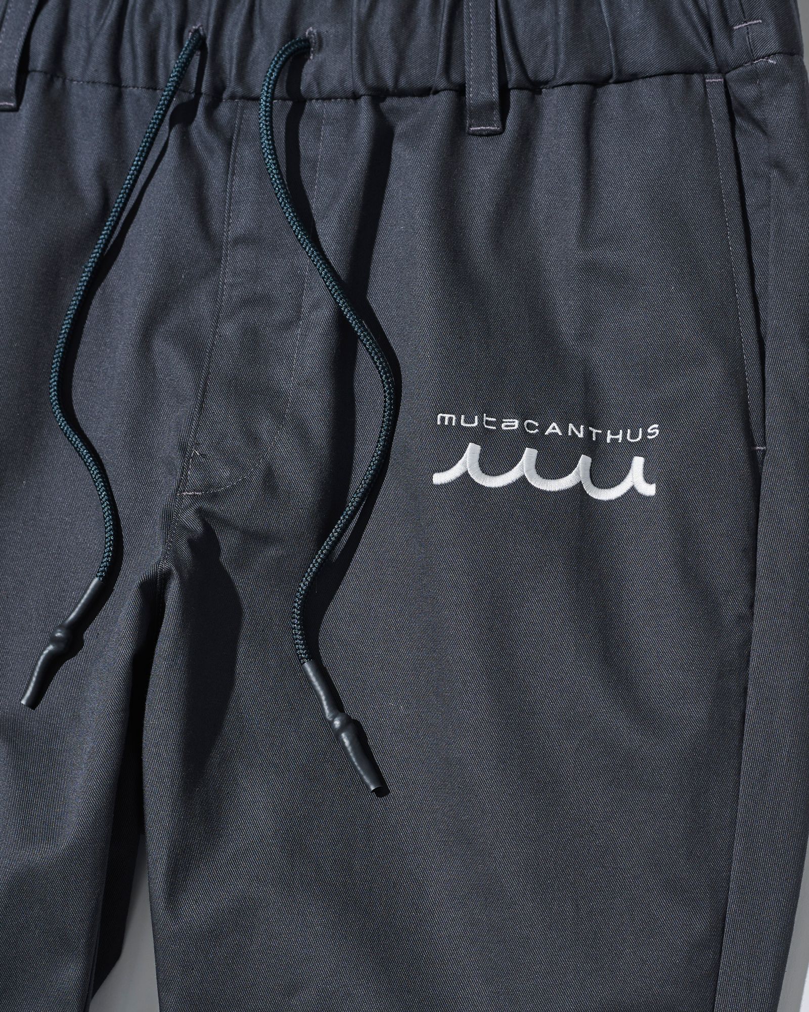 ☆先行予約☆ muta MARINE × ACANTHUS  / イージータイトパンツ /  Easy Tight Pants / CHARCOAL 【MA2654】