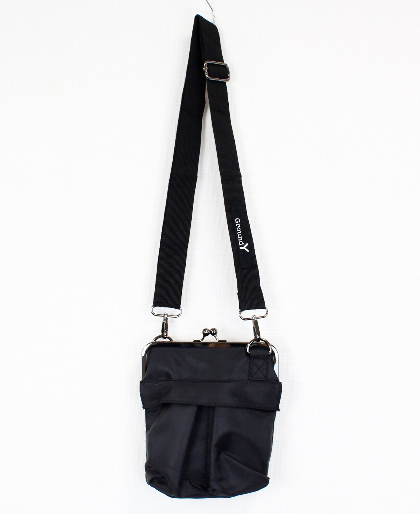 SMALL HELMET BAG WITH CLASP / BLACK [GA-A12-957-1]