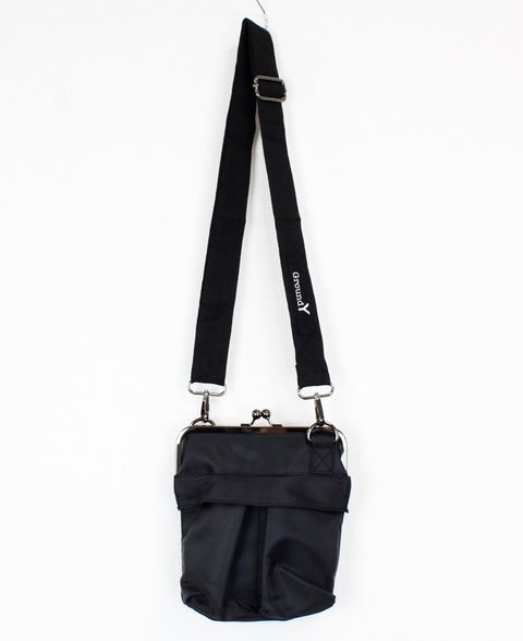 SMALL HELMET BAG WITH CLASP / BLACK [GA-A12-957-1]