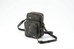 ポケット付き クロスボディバッグ / KHAKI CAMO  [GB1990-PM]