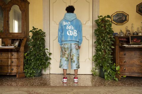プルオーバーパーカー / BACKTOVIET HOODIE  / BLUE 【HOM 613】