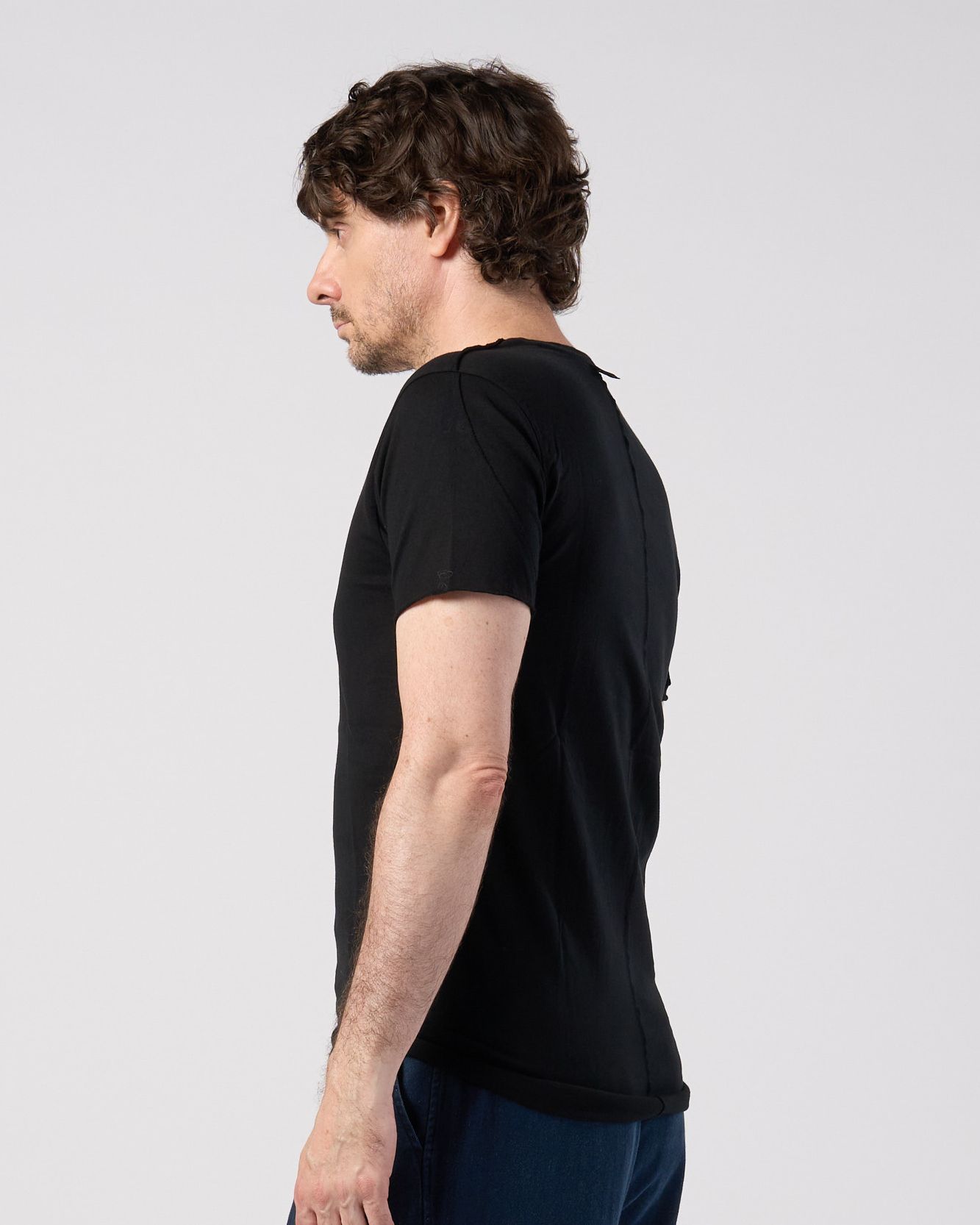 ☆先行予約☆ wjk  / スリムカットオフVネック半袖Tシャツ / slim cut-off V-neck S/S / deep black【7004 js01k】