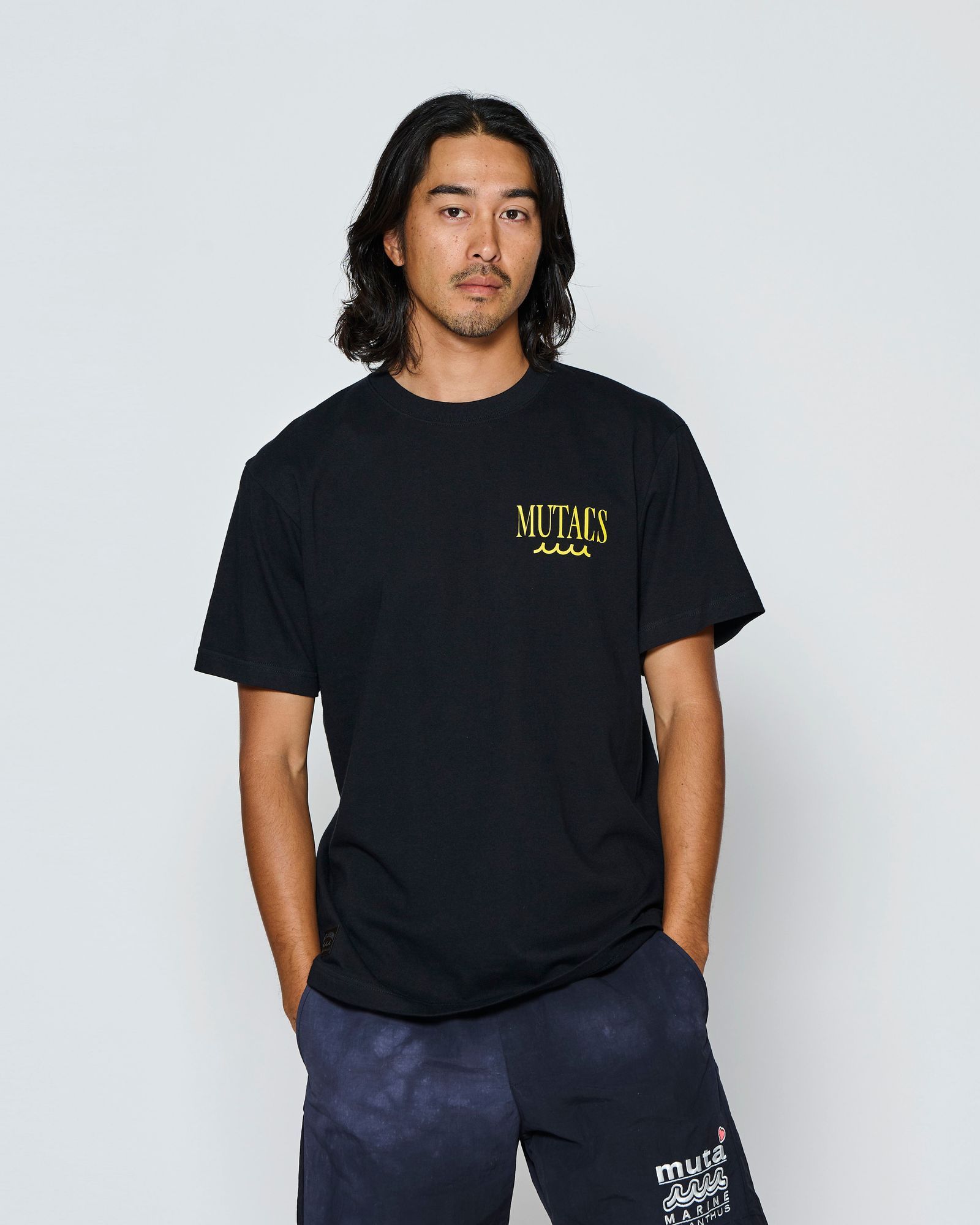 ☆先行予約☆muta MARINE × ACANTHUS  / サーフマンTシャツ /  Surf Man Tee / BLACK【MA2719】