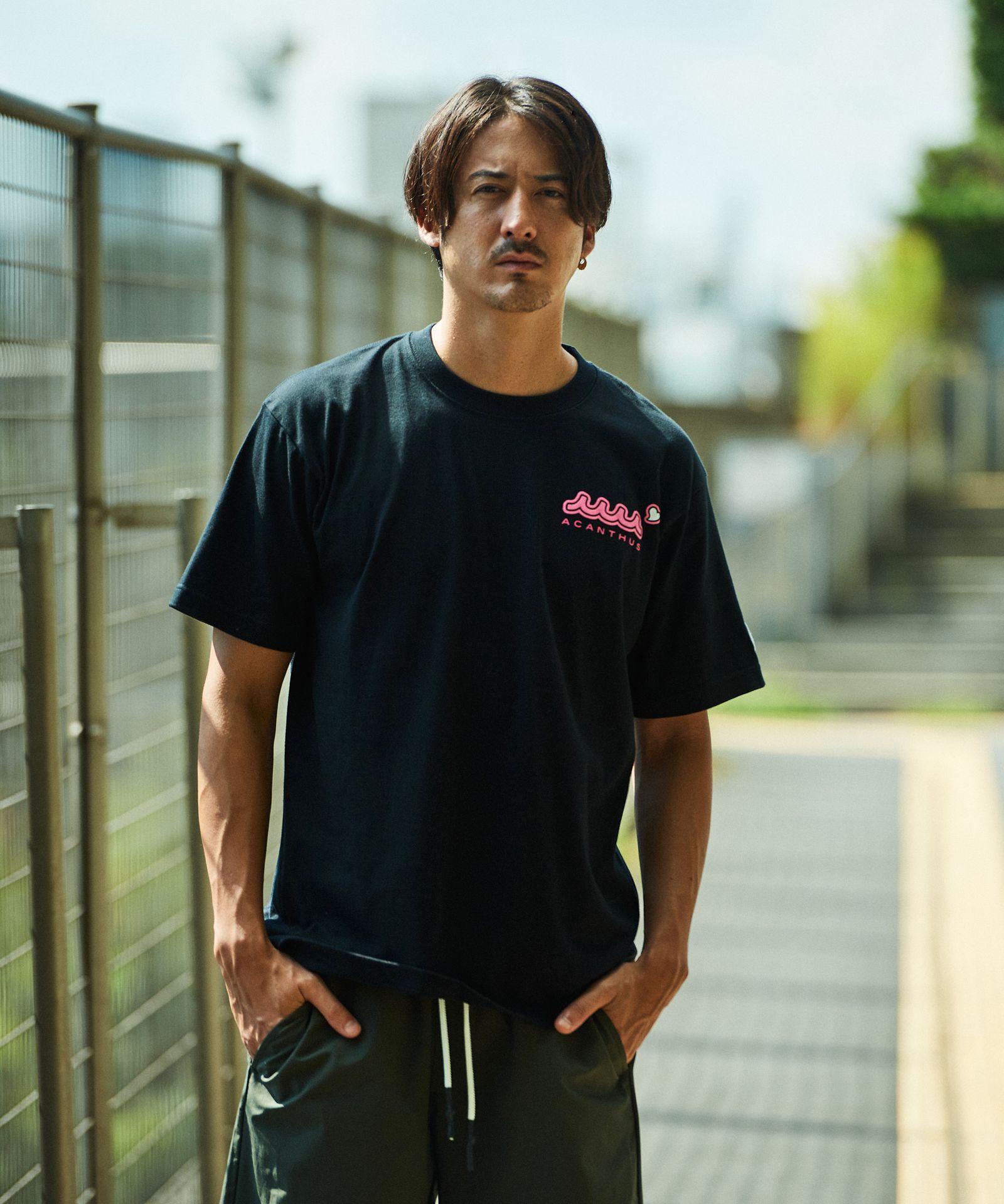 ACANTHUS - ACANTHUS × muta MARINE / muta sweet logo Tee /T
