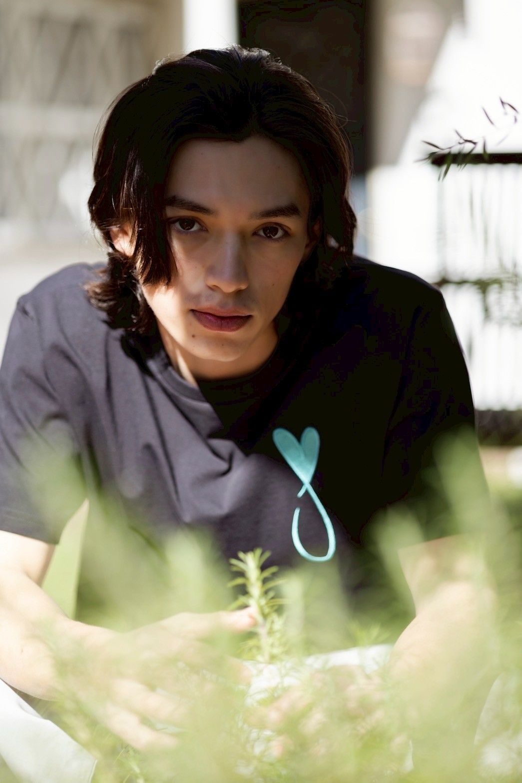Tシャツ / Tiphanie Big Logo / BLACK x BLUE
