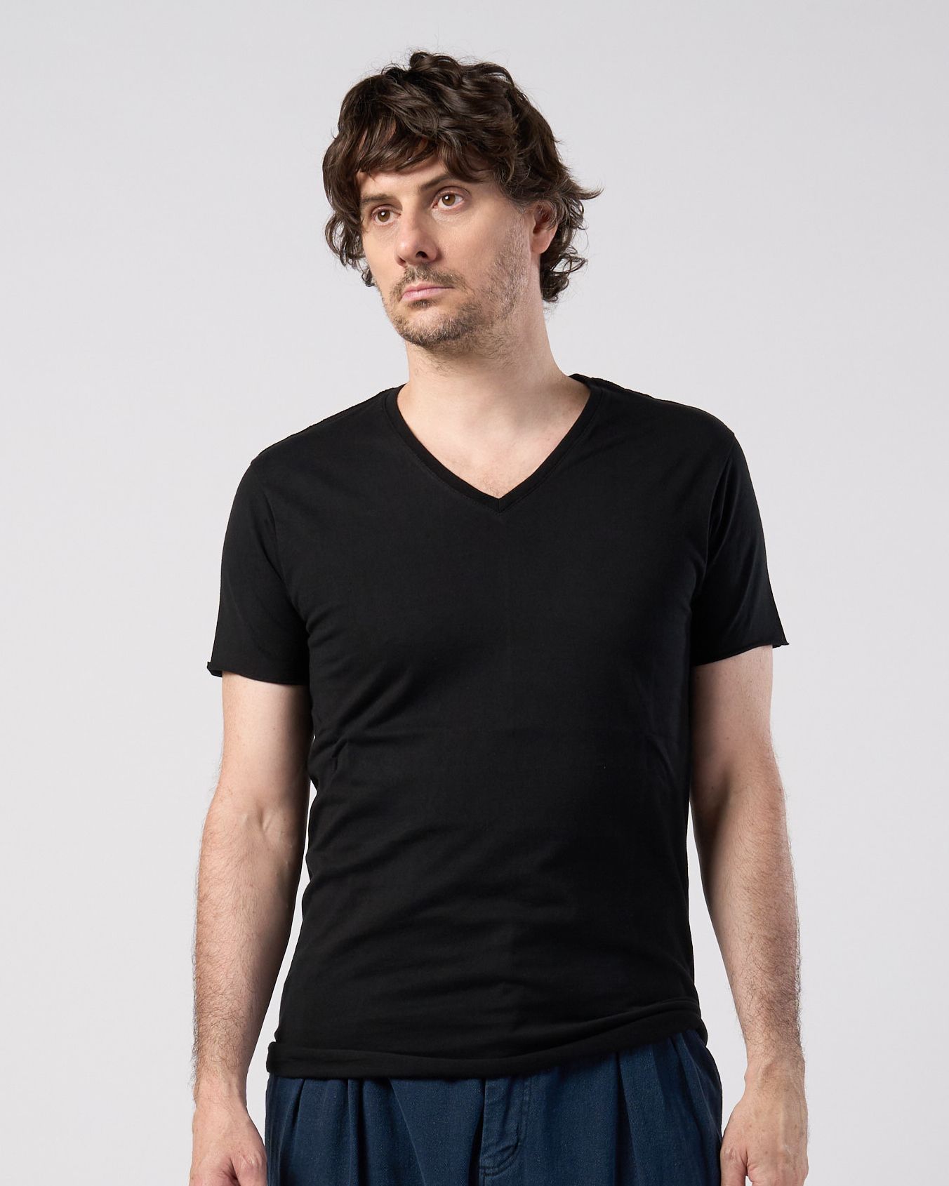 ☆先行予約☆ wjk  / スリムカットオフVネック半袖Tシャツ / slim cut-off V-neck S/S / deep black【7004 js01k】