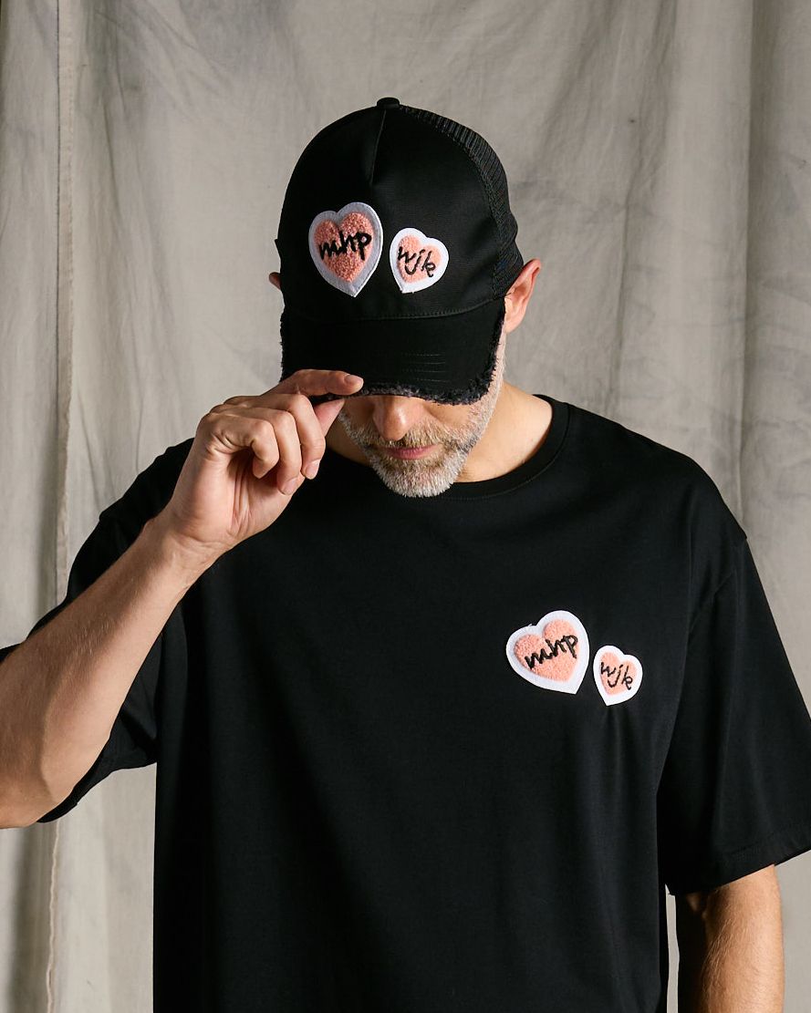 ☆先行予約☆Maison Honoré Paris× wjk  / 2ハートパッチ カットオフ メッシュキャップ / 2-heart patch cut-off mesh cap / black×pink 【813 hw04k】