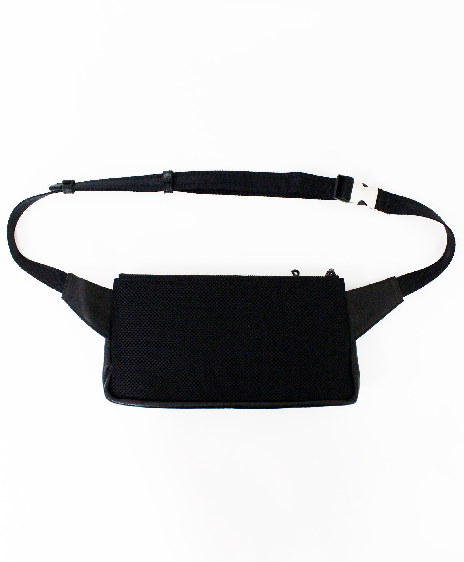 オイルドカウレザー・ボディバッグ / ブラック / Oiled Cow Leather Square Body Bag  / B - Black【DCD-01255】