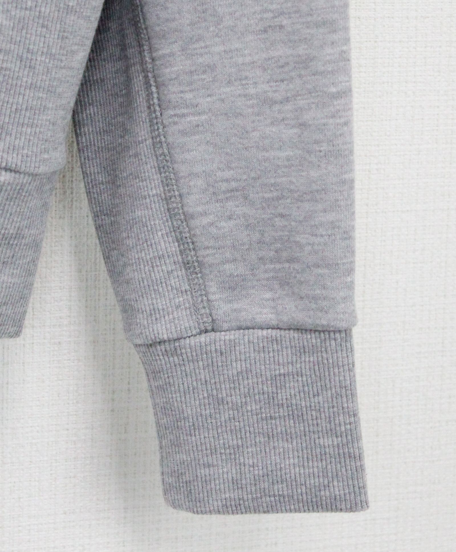 HOOD EMBOSSED LOGO HOODIE / エンボスロゴ ジップパーカー / グレー【USO-26083】