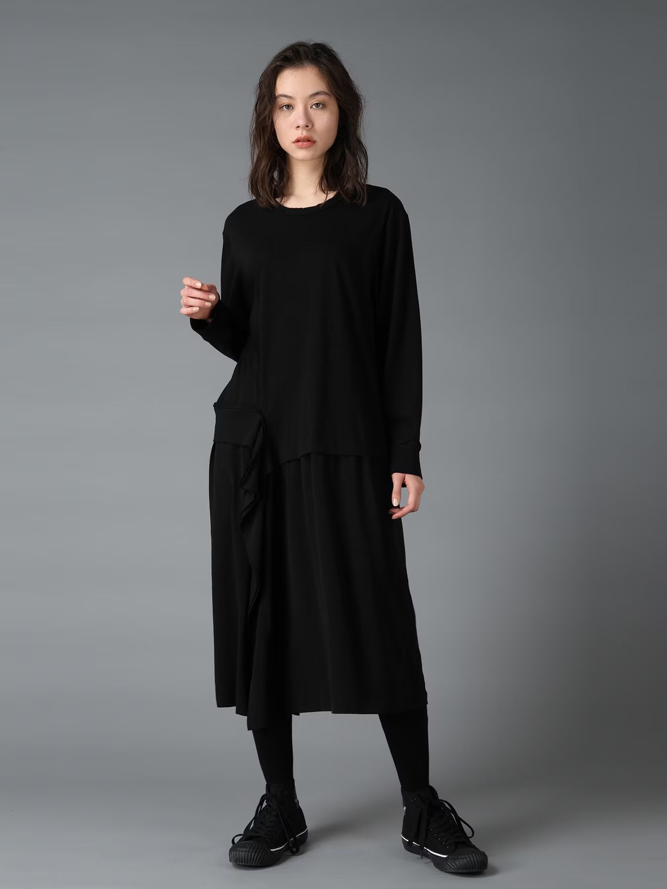 SILICON JERSEY+CREPE de CHINE PANEL LONG DRESS / BLACK  [GW-D04-801-1]