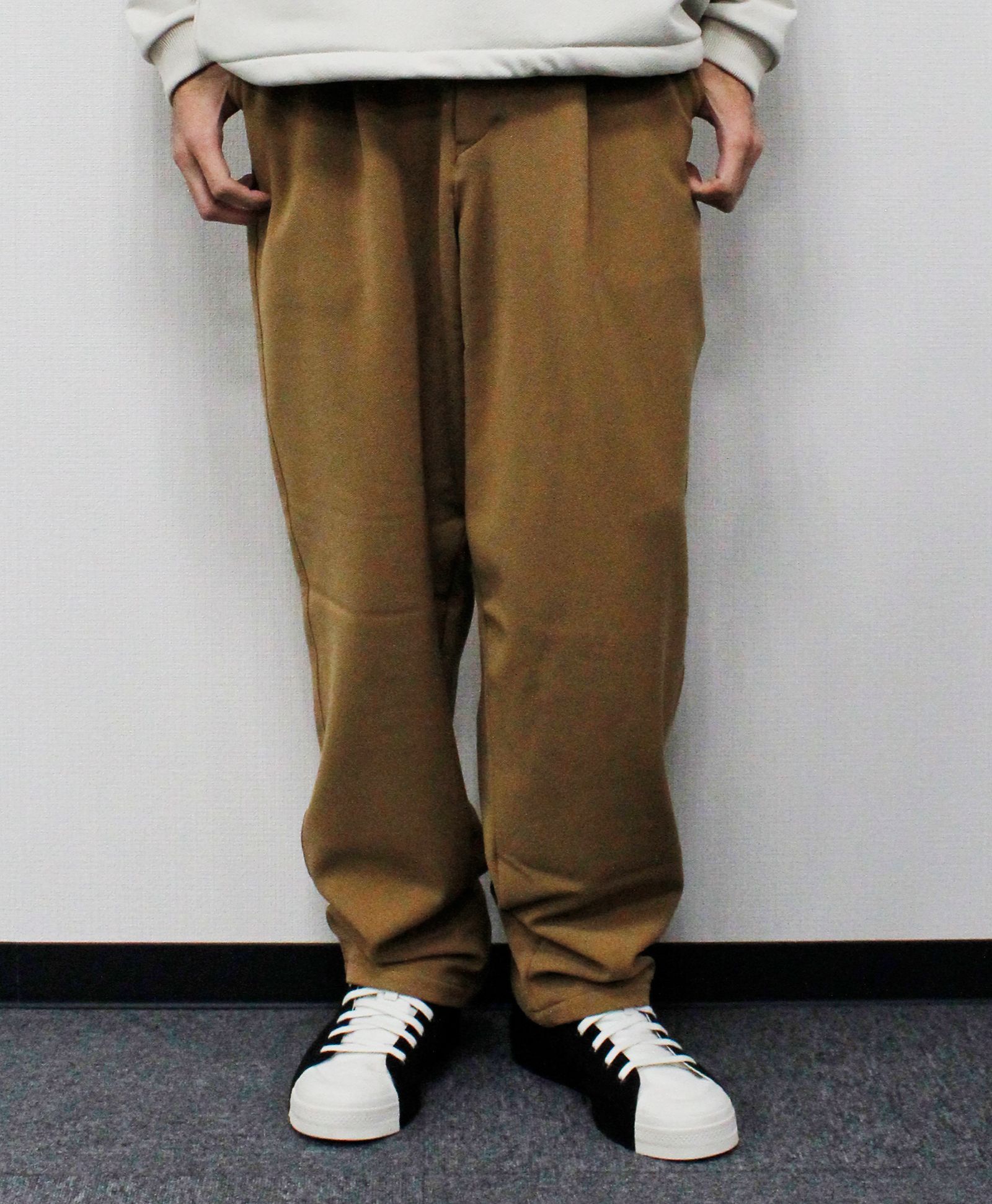 VISLYカシミヤタッチワンタックワイドパンツ / キャメル[65512]