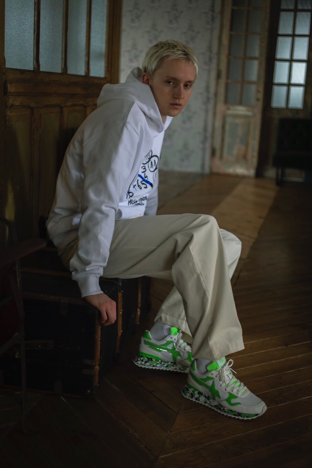 プルオーバーパーカー / Kevin Hoodie / WHITE