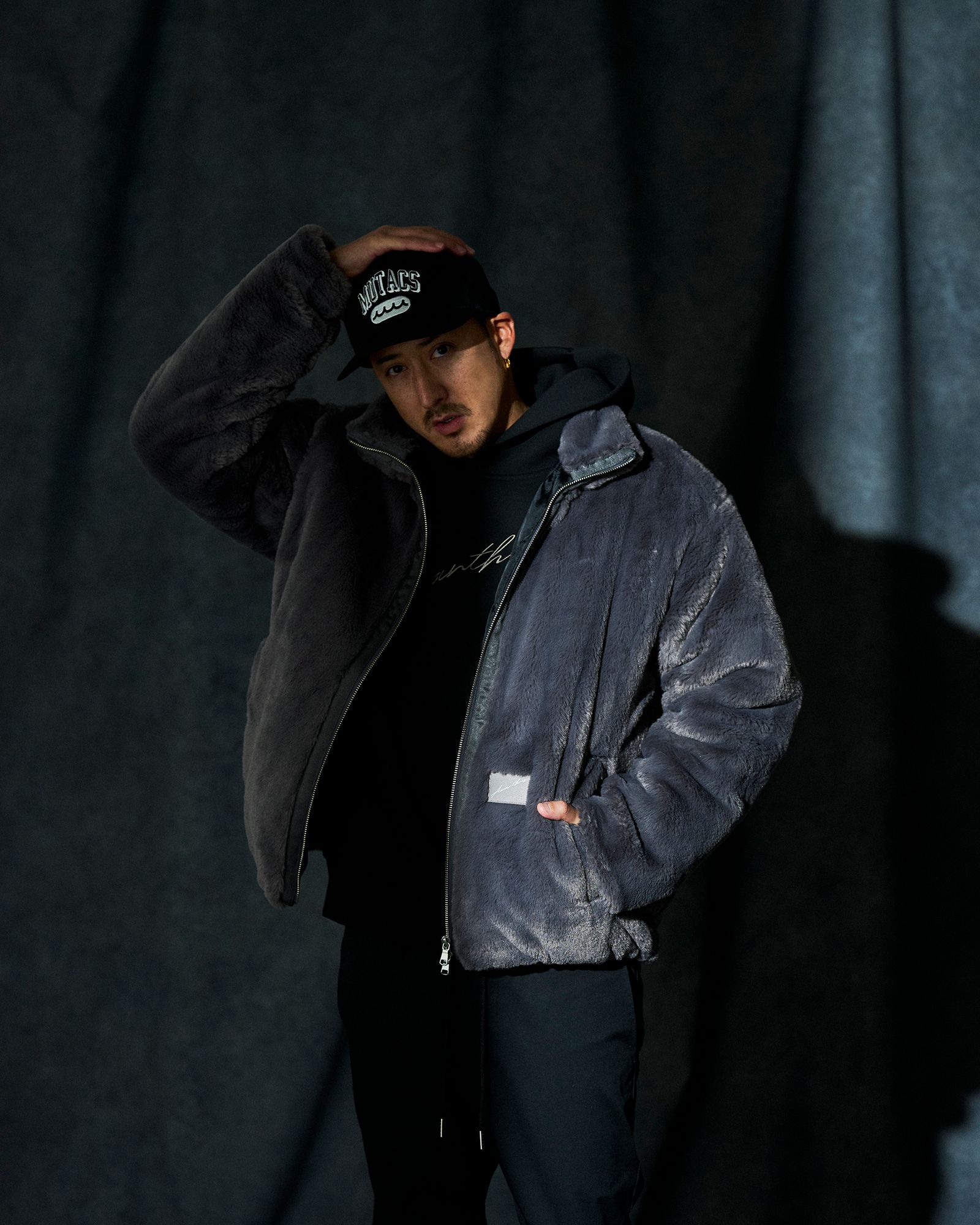 ☆先行予約☆  ダンボールニットスウェットパーカー / フーディー / Hooded Sweatshirt / BLACK 【DW2501】