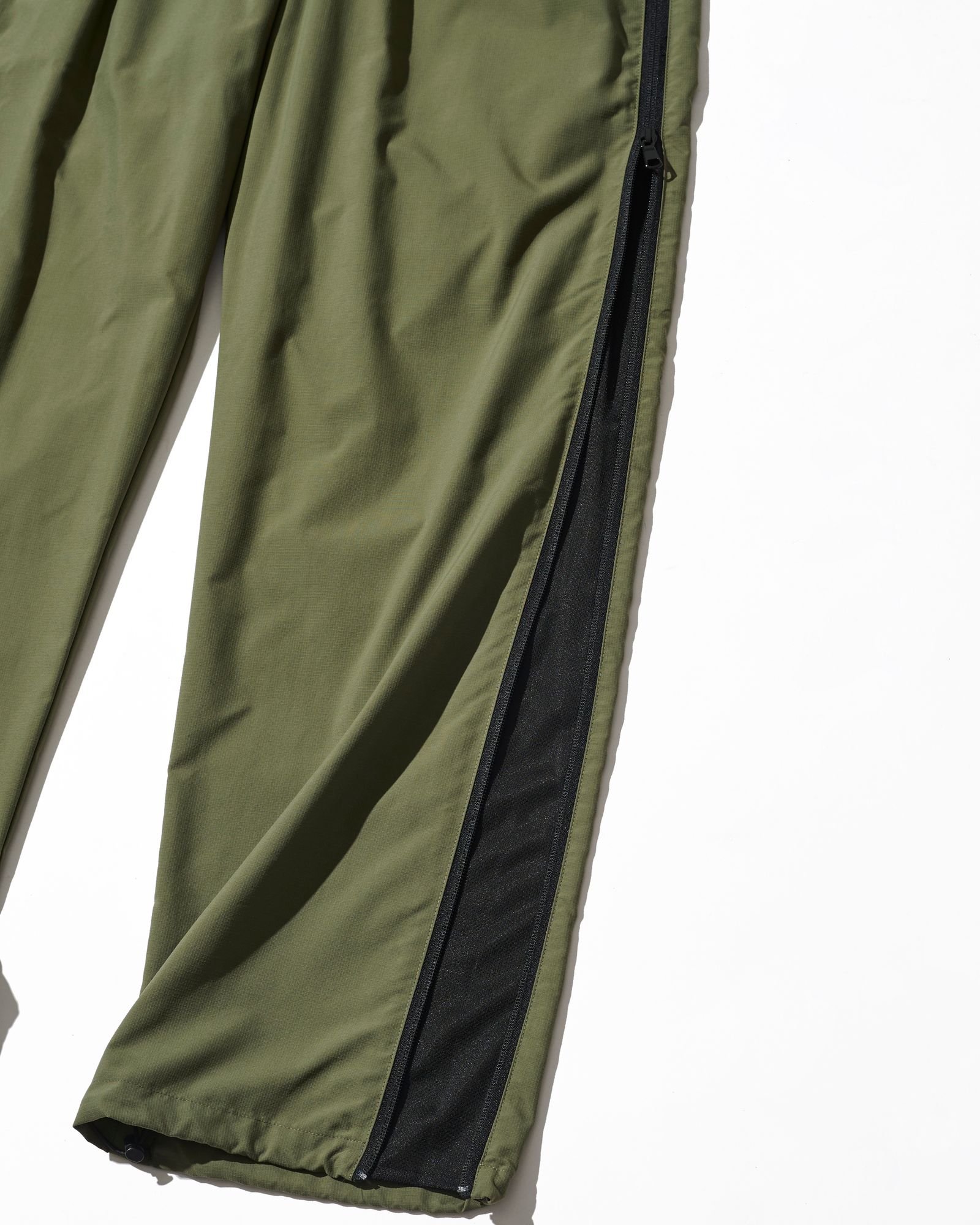 ☆先行予約☆ SUPPLEX® ナイロン ジップパンツ  /  SUPPLEX® Nylon Contrast Zip Pants / OLIVE 【PT2703】