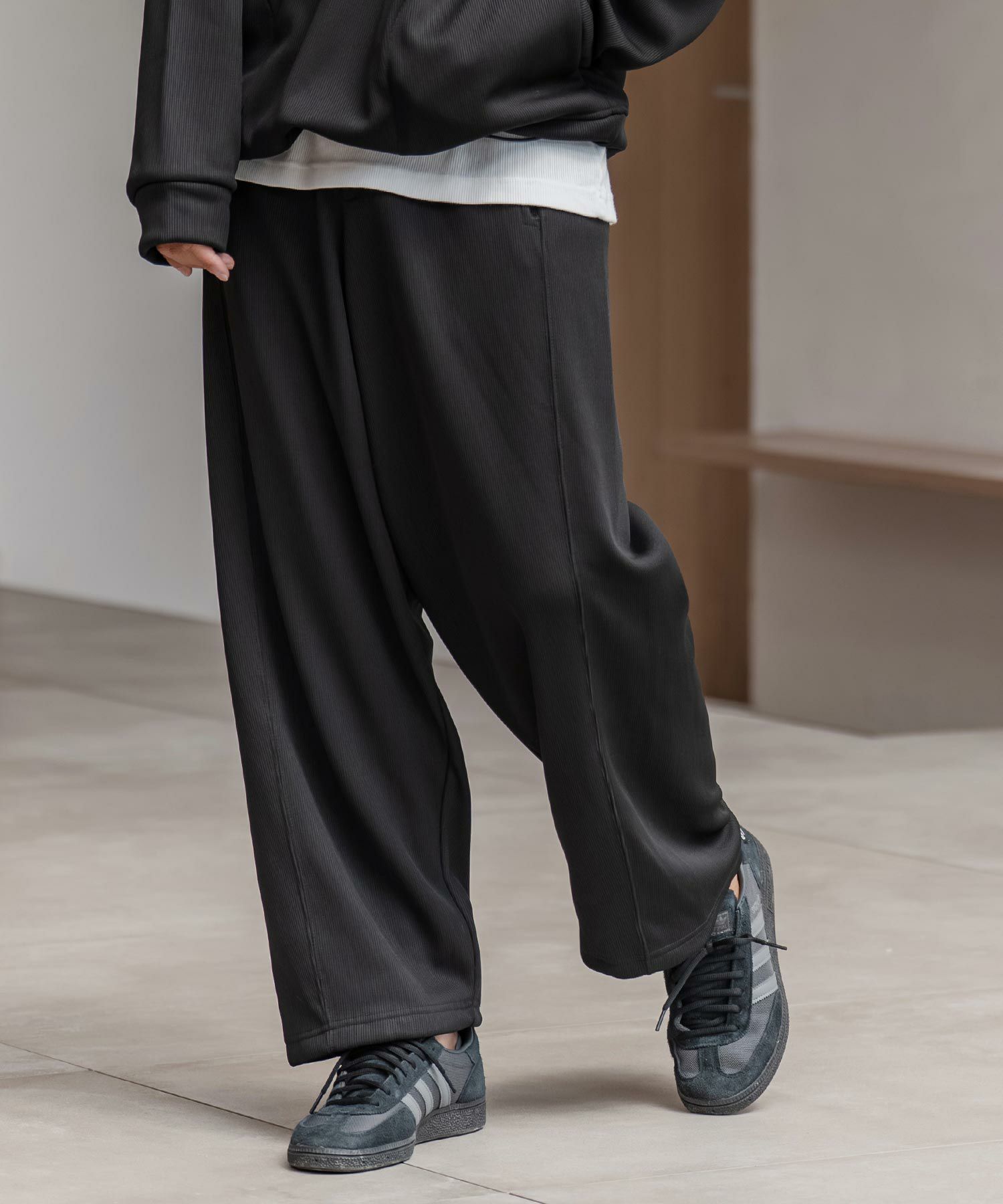 ドビー裏起毛ワイドパンツ / ブラック【131044】