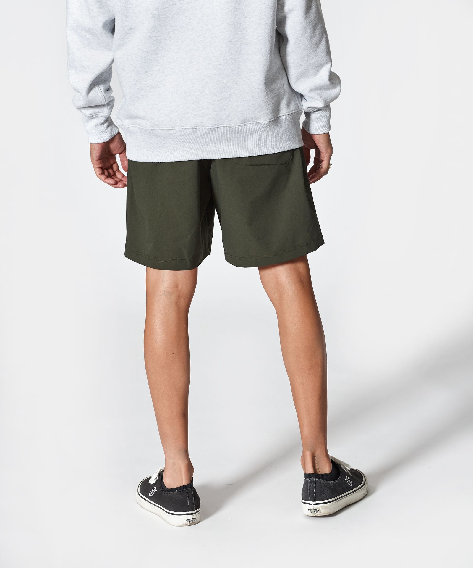 ACANTHUS × muta MARINE / muta sweet logo shorts / ショートパンツ / KHAKI【MA2527】