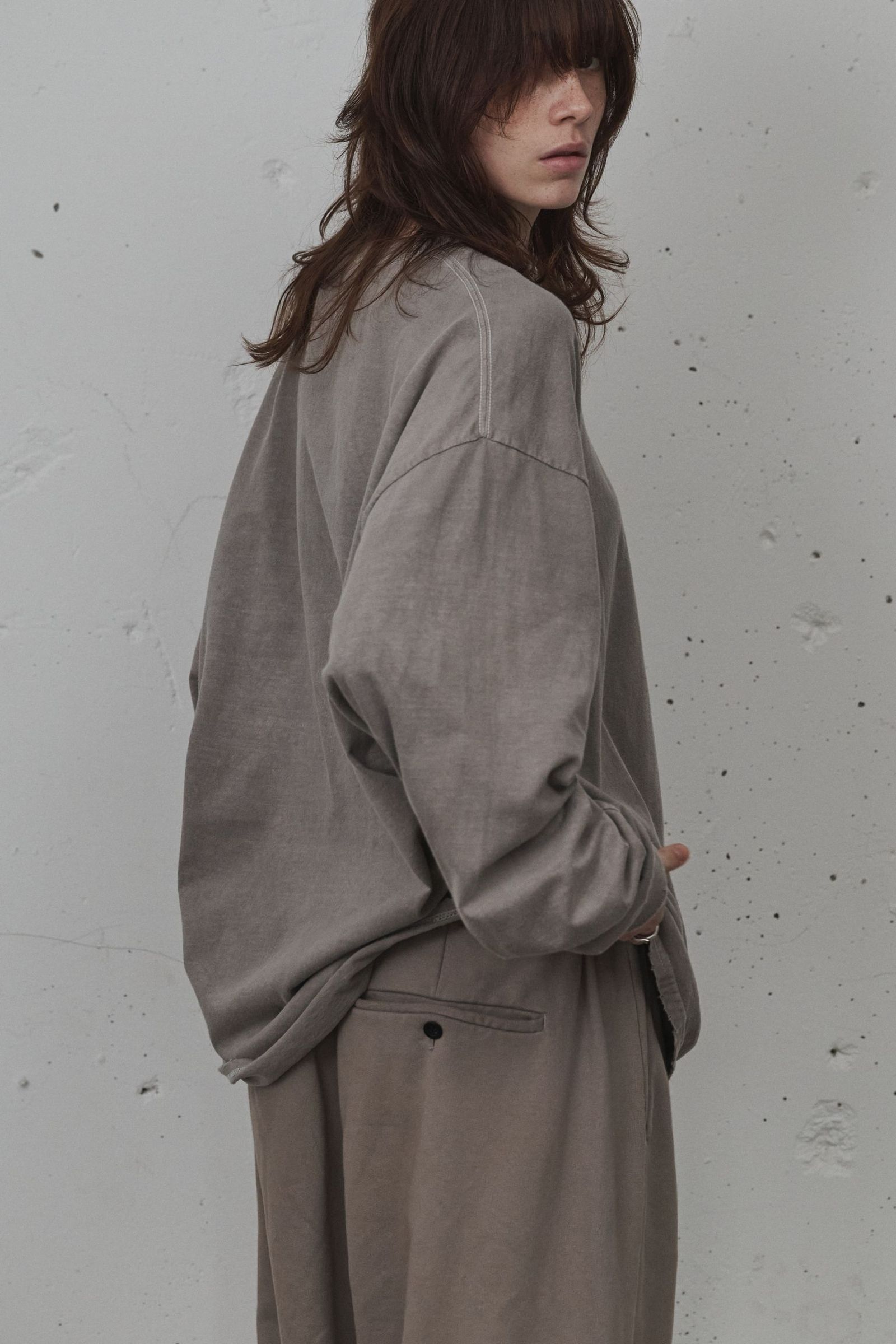 EMBROIDERY DYED LS | GRAY | カットソー