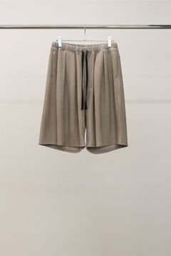 [ラスト1点] WRINKLED STRIPE TUCK SHORT PANTS | GREIGE | ショートパンツ