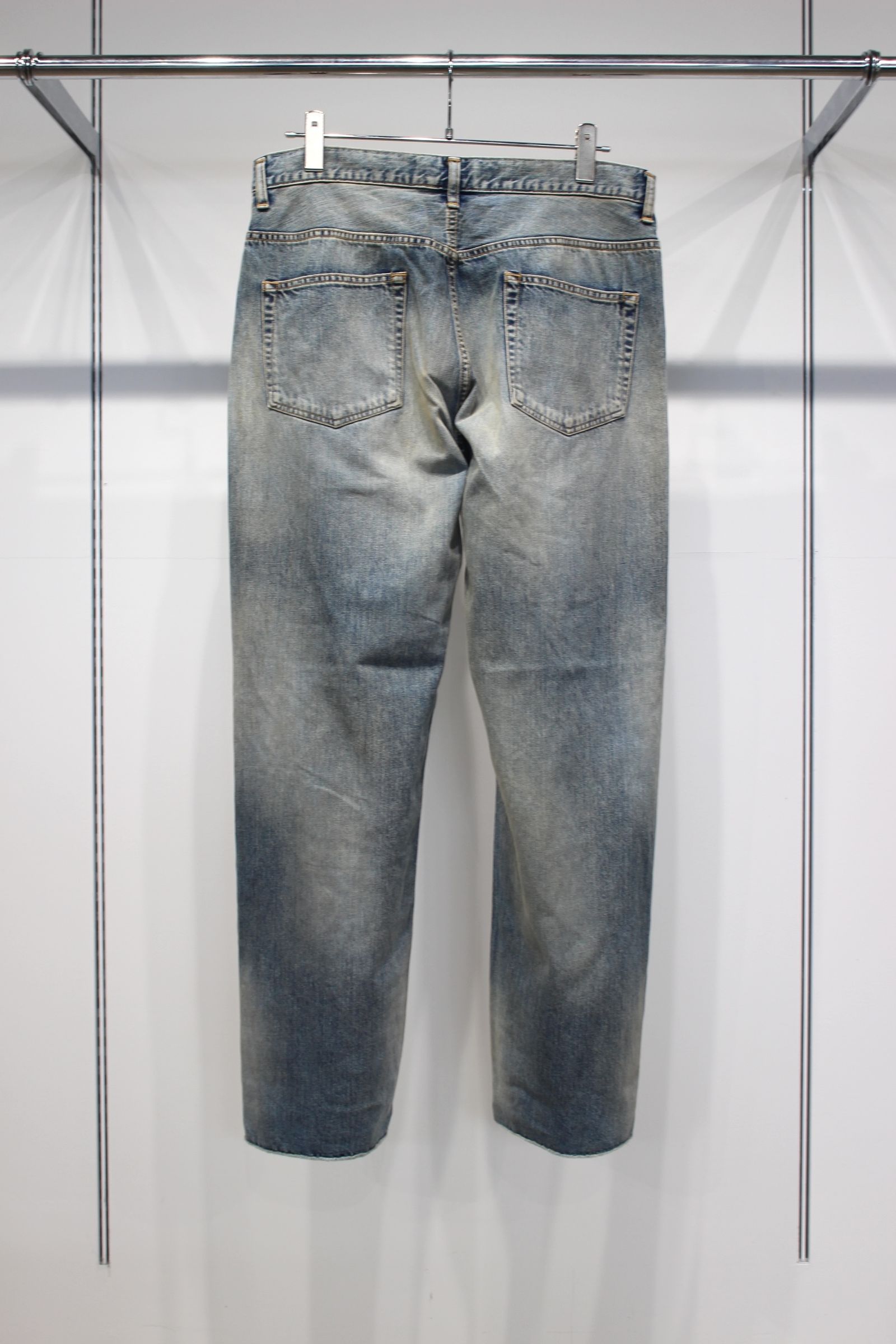 CUT-OFF LENGTH DENIM PANTS | INDIGO | デニムパンツ