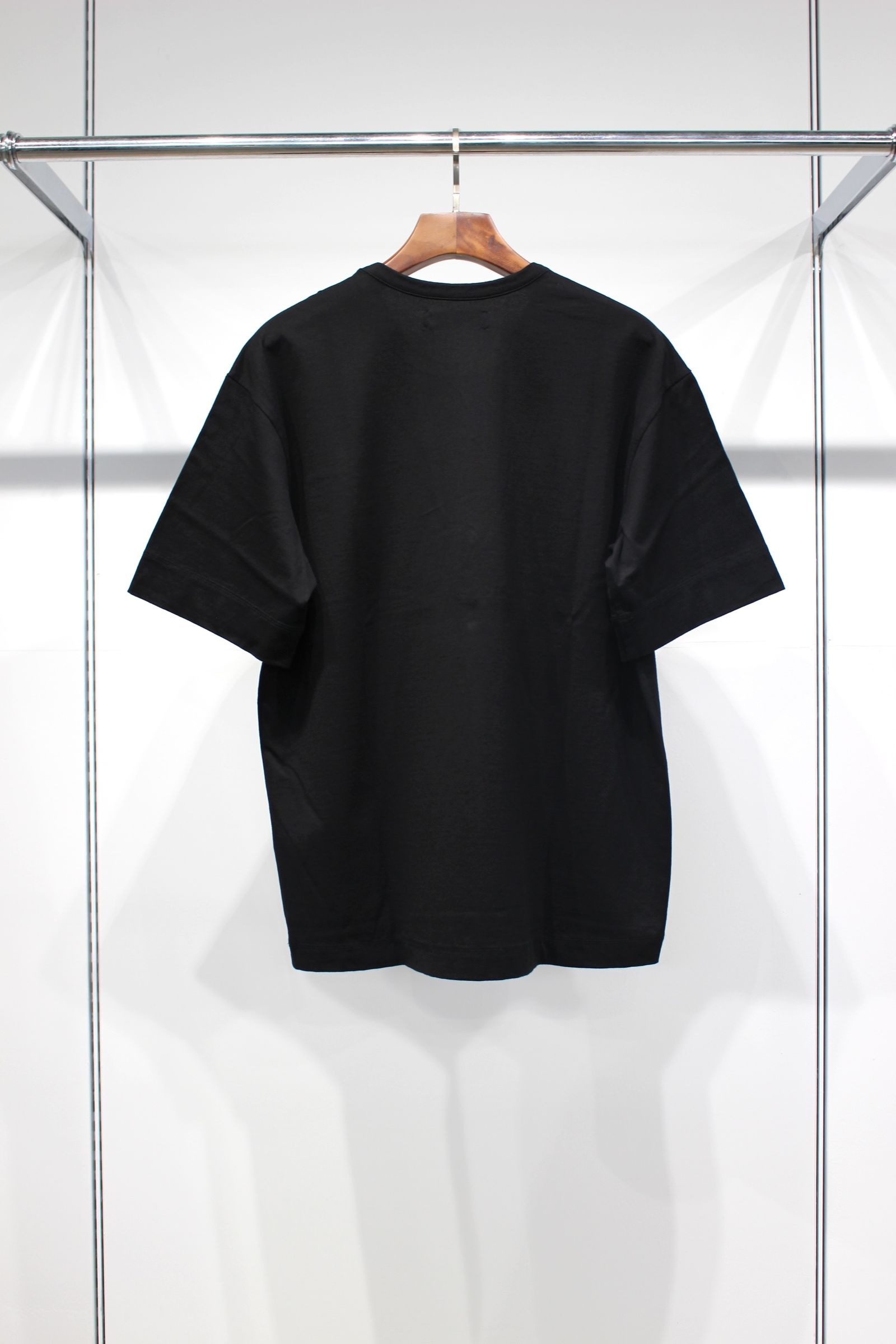 [ラスト1点] VICTOR S/S CN TEE | BLACK | カットソー