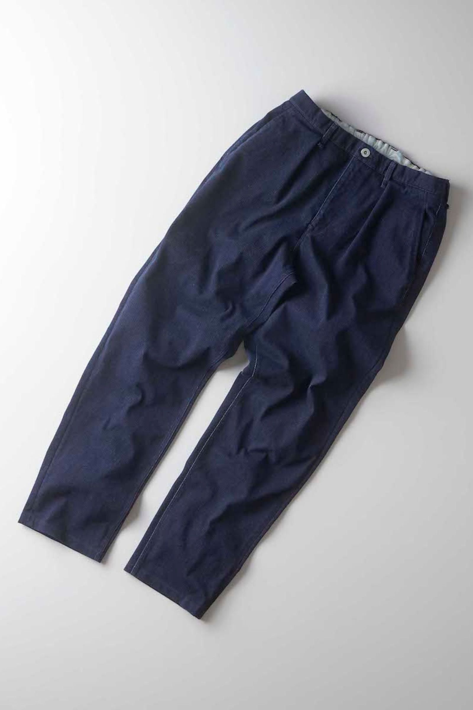 INDIGO 1TUCK EZ TAPERED SLACKS -ONE WASHED-/WASHED INDIGO