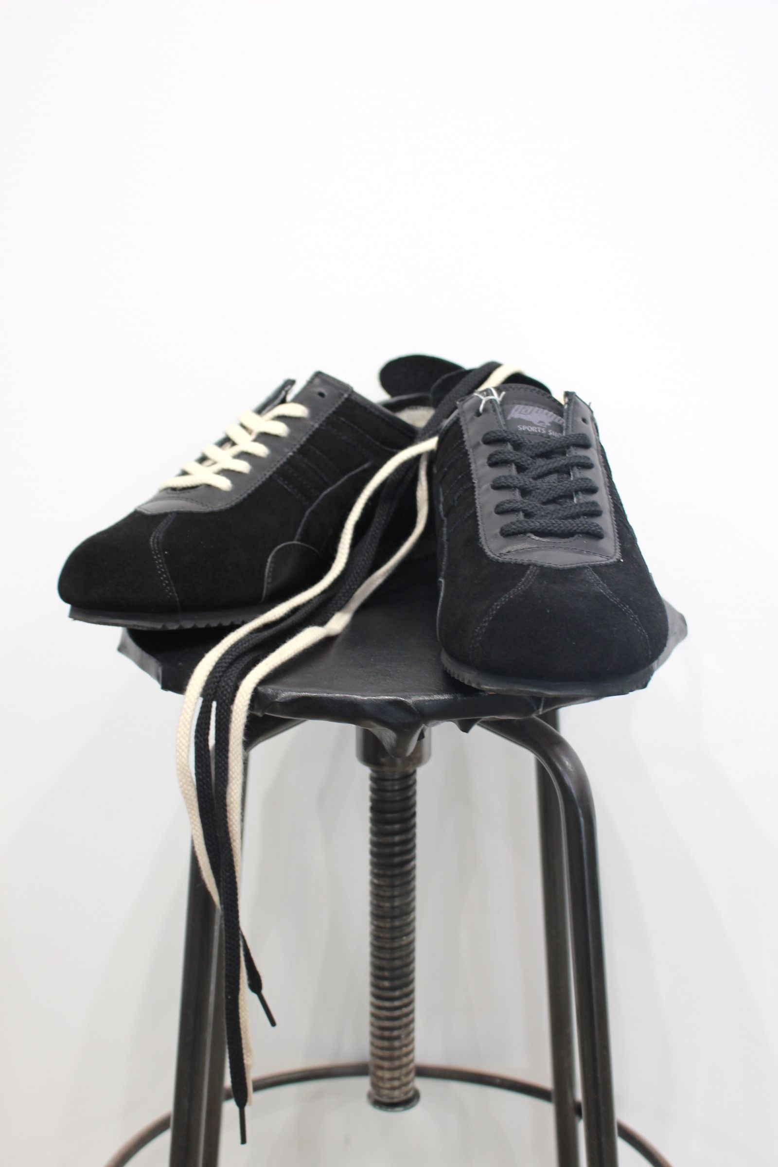 PANTHER × JIEDA GT DELUXE PTJ-0008 | BLACK | スニーカー