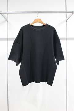 WAFFLE OVERSIZED T-SHIRT | BLACK | カットソー