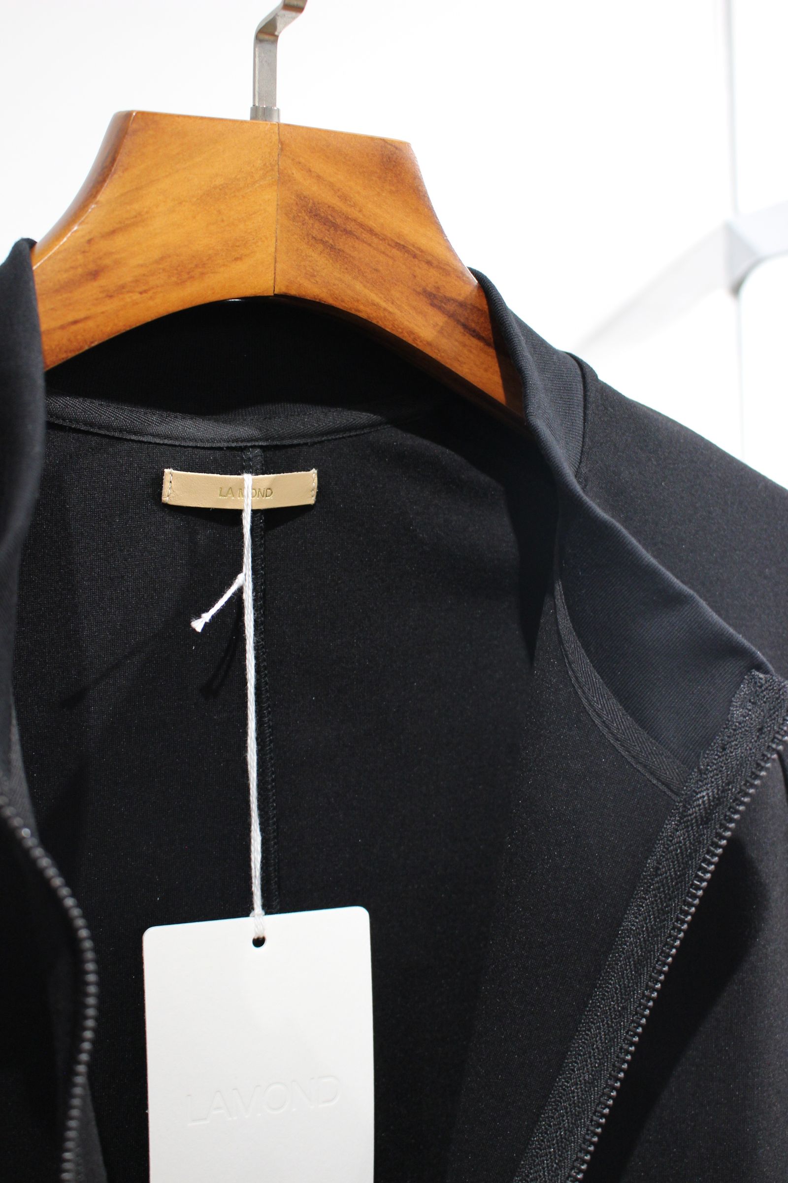 STAND NECK SILKY BLOUSON / スタンドネックブルゾン | BLACK | ジャケット