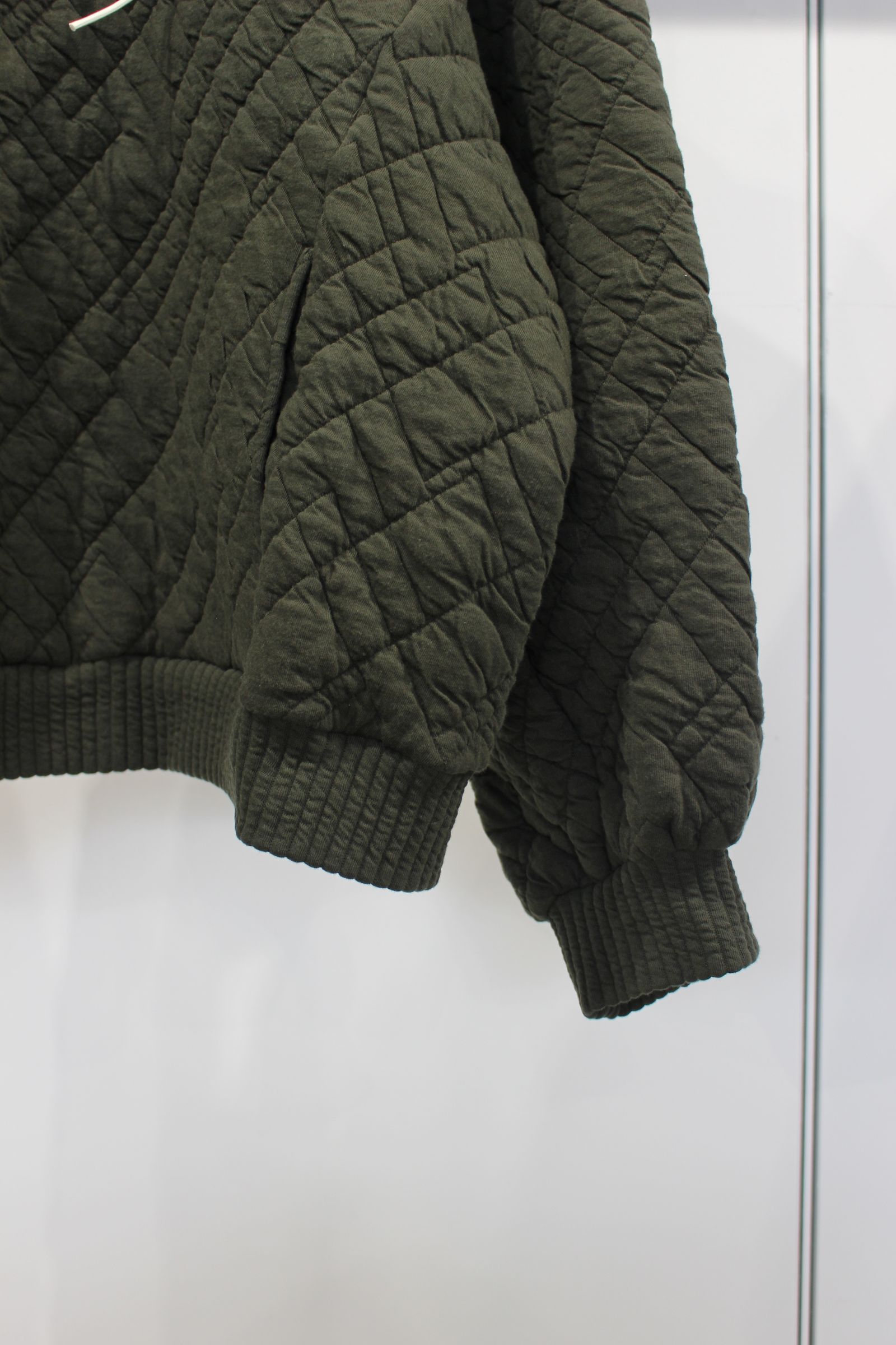 [ラスト1点] QUILTED JACQUARD PULLOVER HOODIE | OLIVE | パーカー