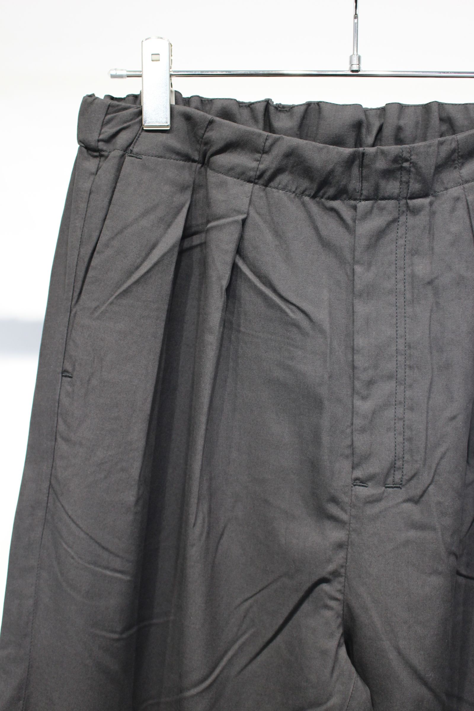 L/C TUCK EASY PANTS | BLACK | イージーパンツ