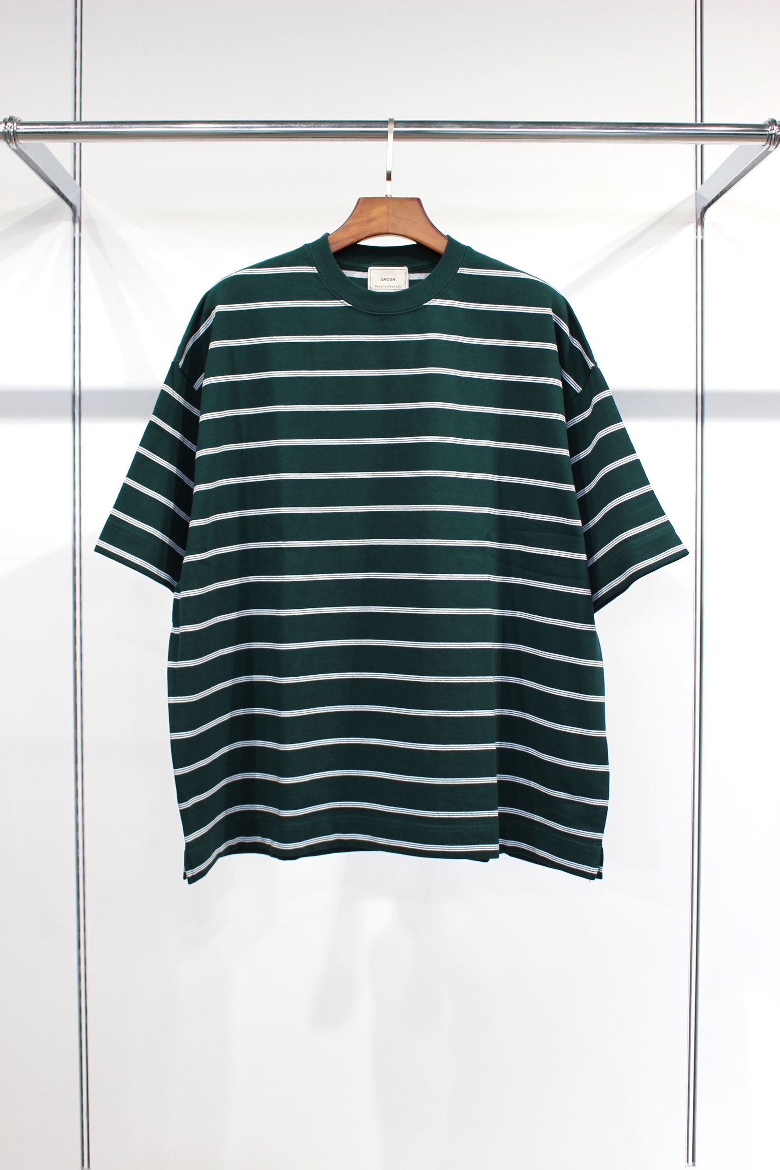 EVCON - BORDER WIDE S/S TEE/GREEN | NapsNote