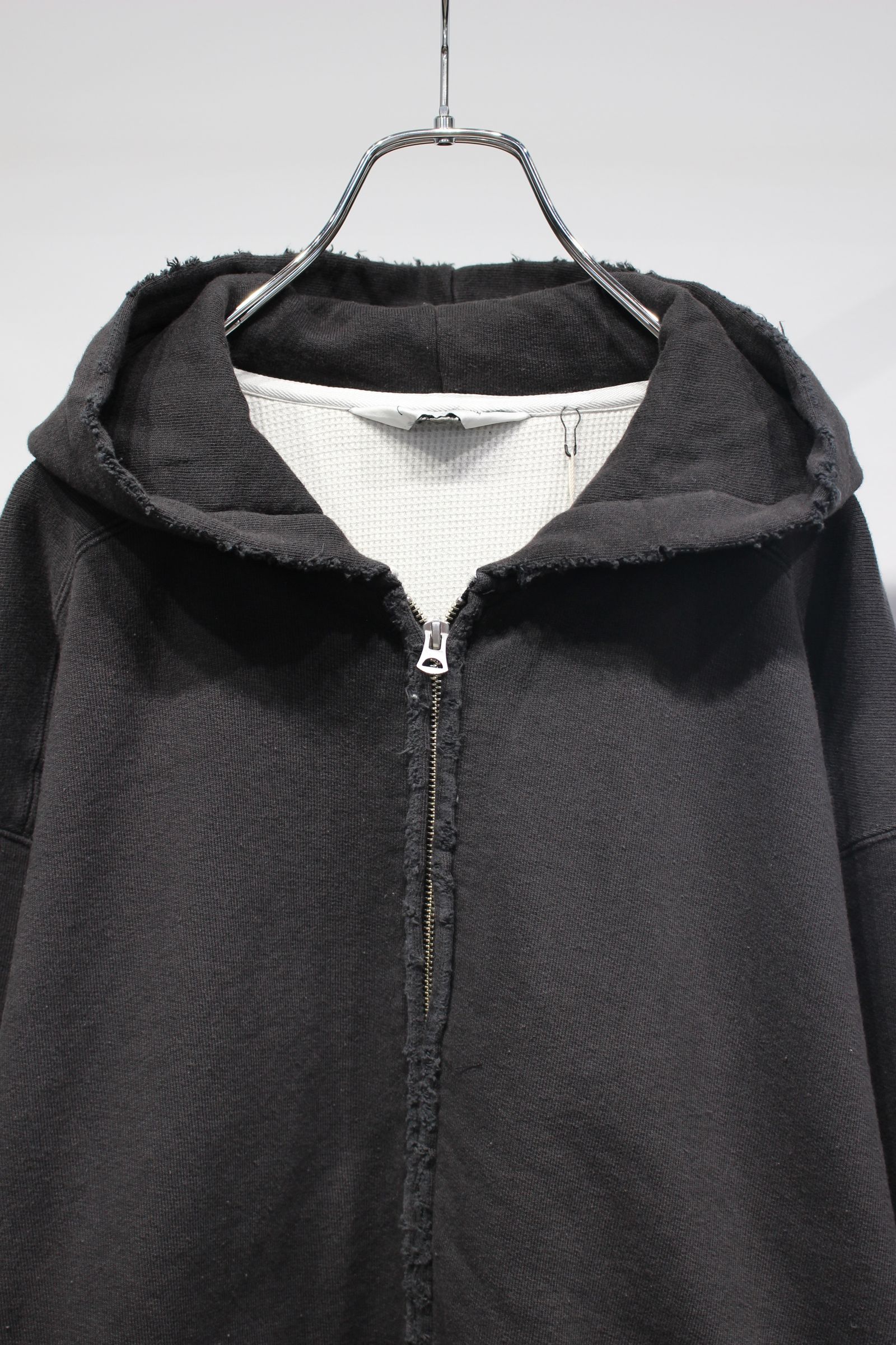 ZIP UP HOODIE | BLACK | ジップフーディー