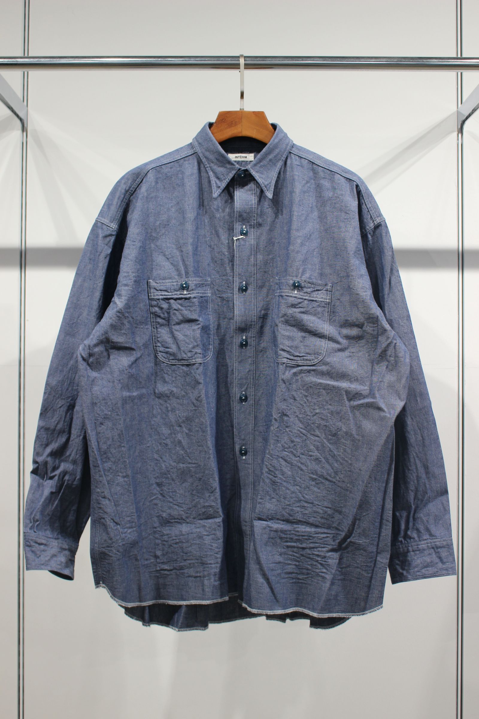 INTERIM - HYPER BIG MILITARY SHUTTLE CHAMBRAY SHIRT/シャンブレーシャツ | NapsNote