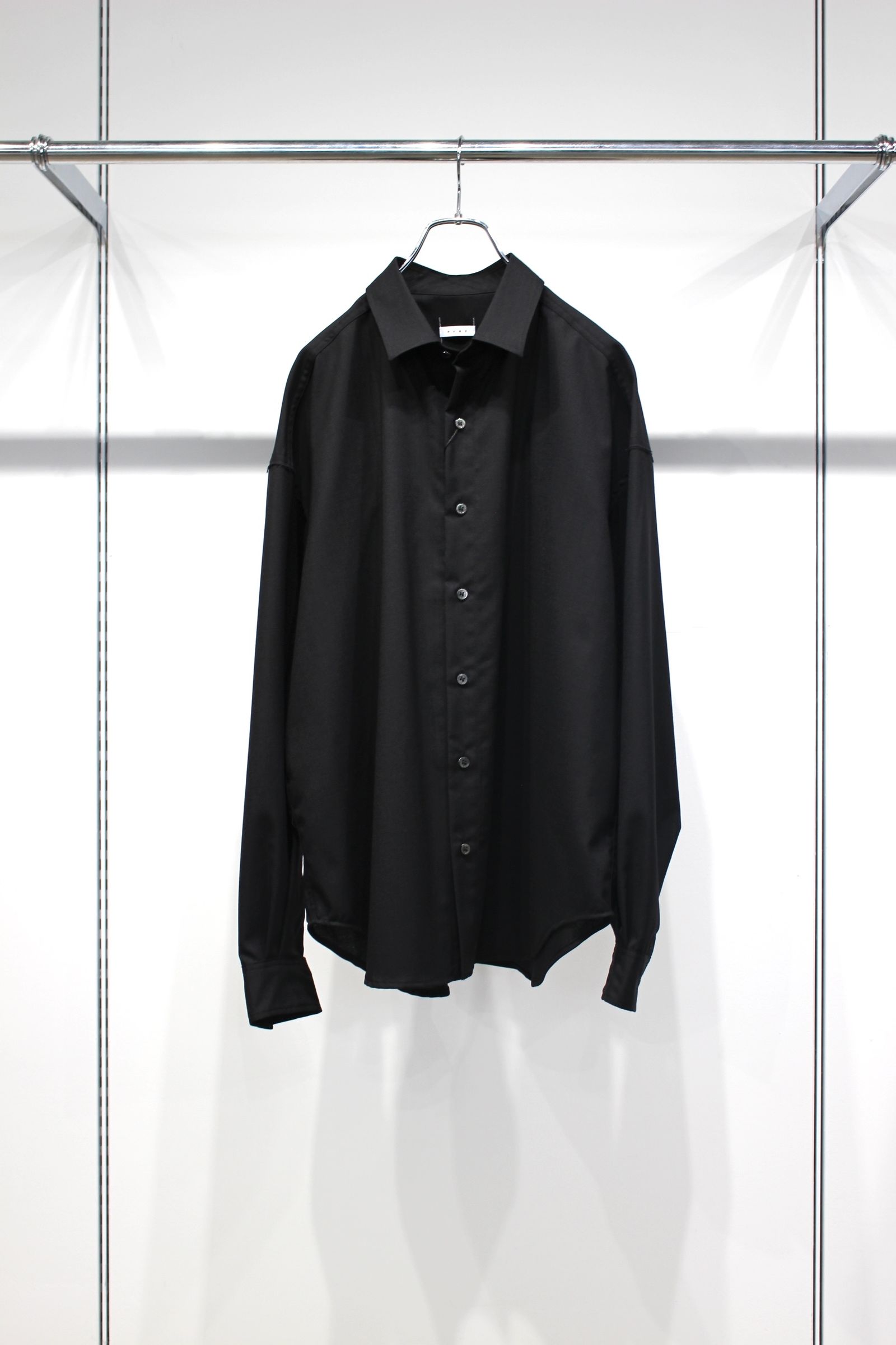WOOL CALM SKIN WIDE SHIRT : CUT-OFF | BLACK | シャツ